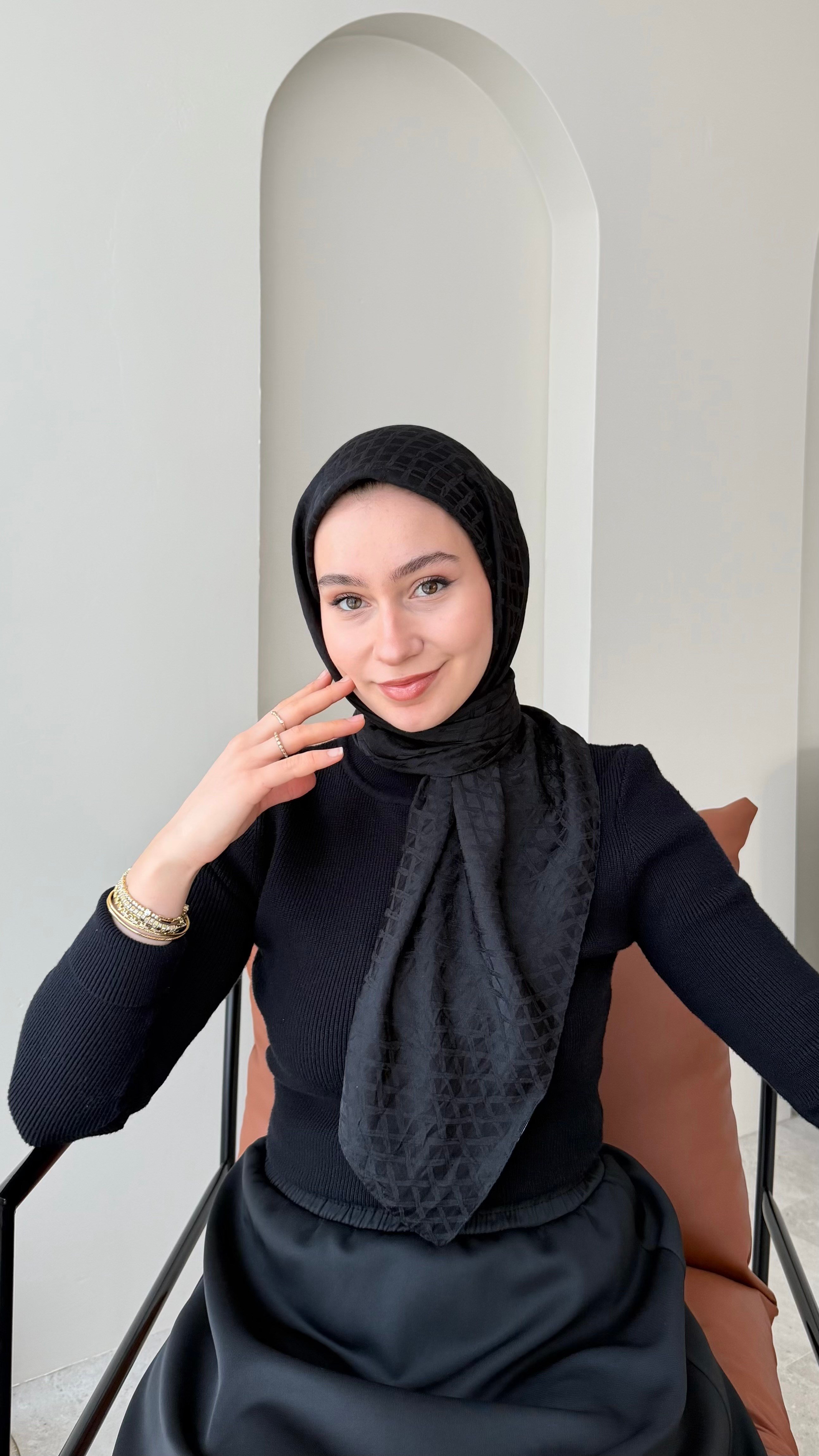Parla Pamuk Jakar Eşarp - Siyah