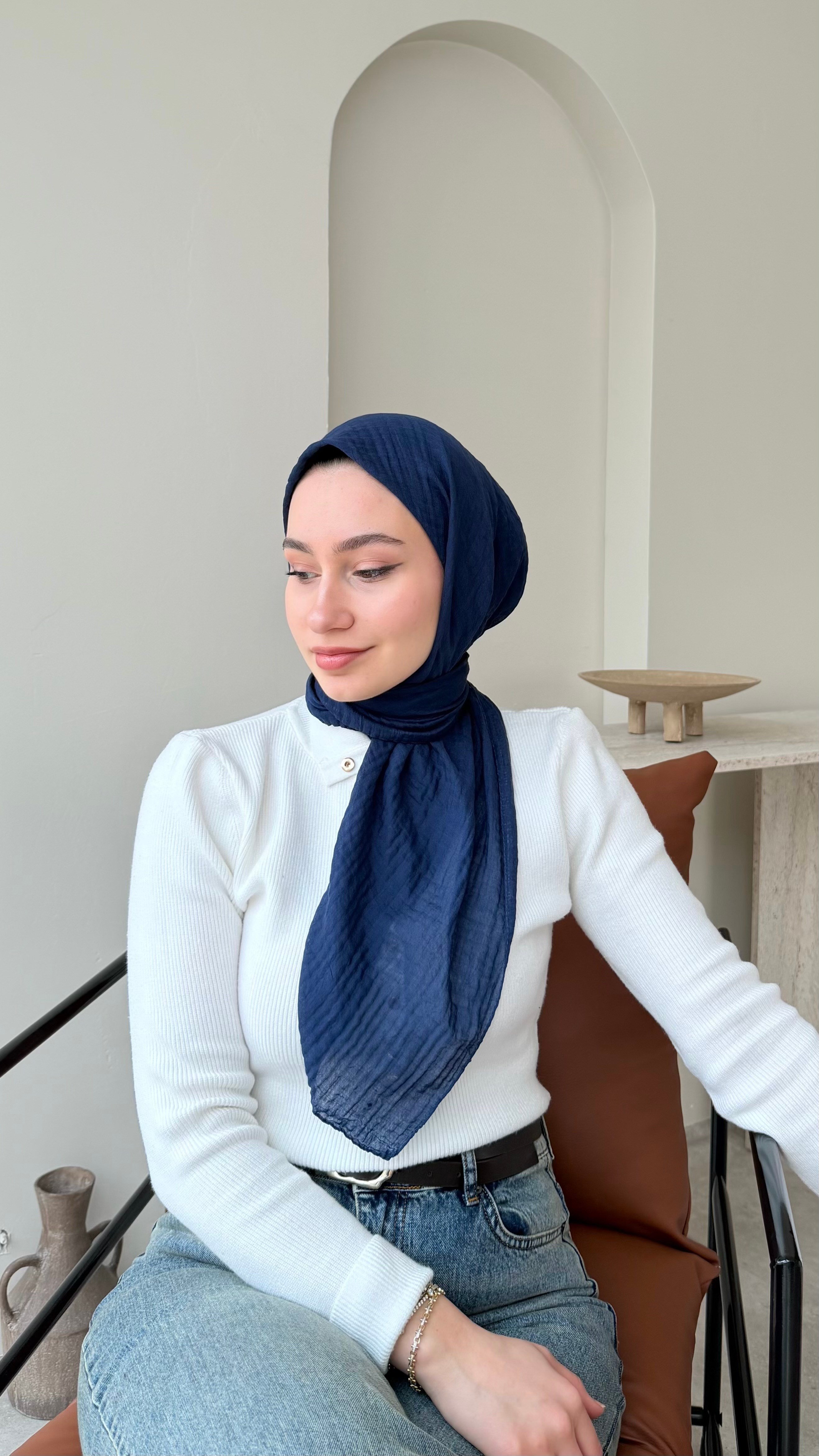 Perla Müslin Eşarp - Lacivert