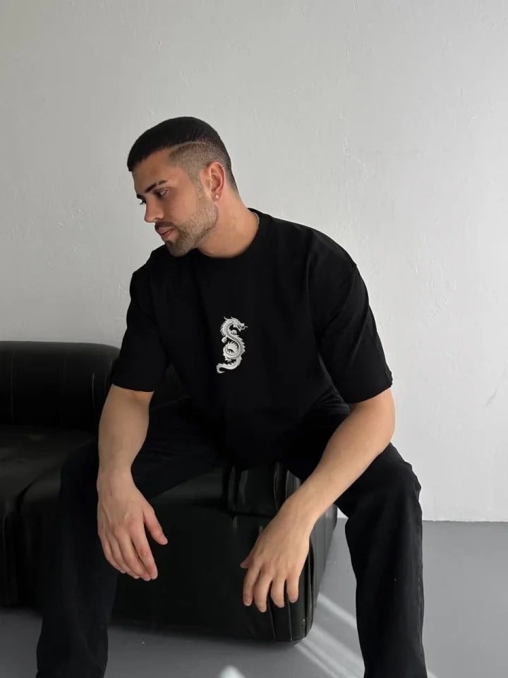Baskılı Oversize Bisiklet Yaka T-shirt - Siyah