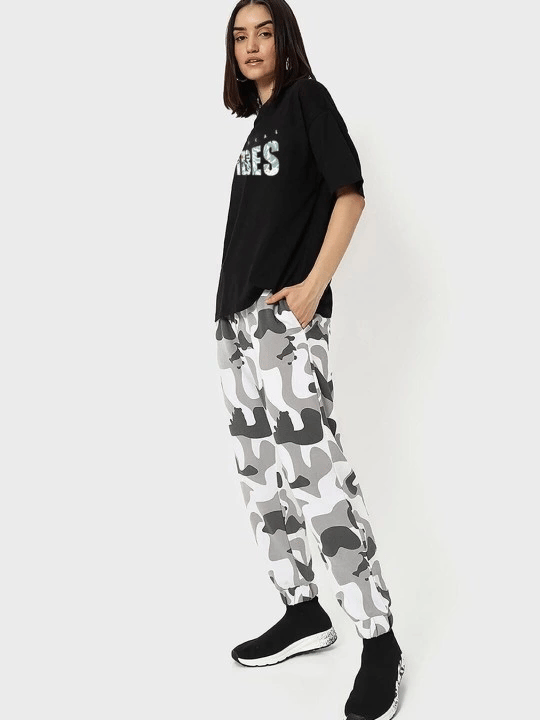 Baskılı Oversize T-shirt - Siyah