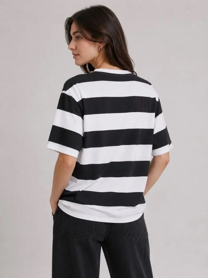 Çizgili Oversize Tişört Bisiklet Yaka Kısa Kol Yazlık T-Shirt - Siyah