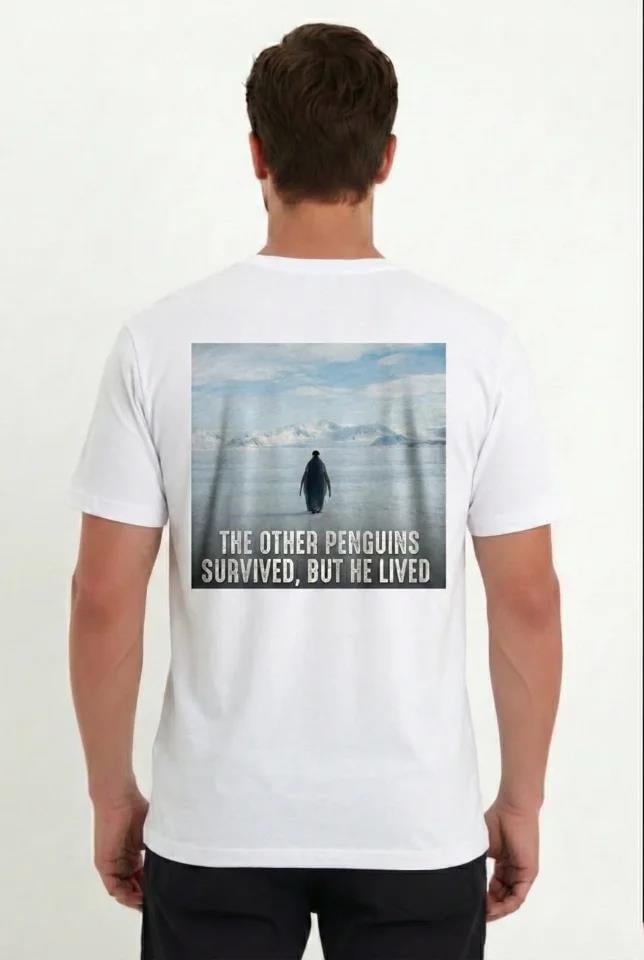 Erkek Oversize Tişört - Sırt Baskılı Survivor Penguin Temalı, Felsefi Yazılı Bisiklet Yaka Tişört - Beyaz