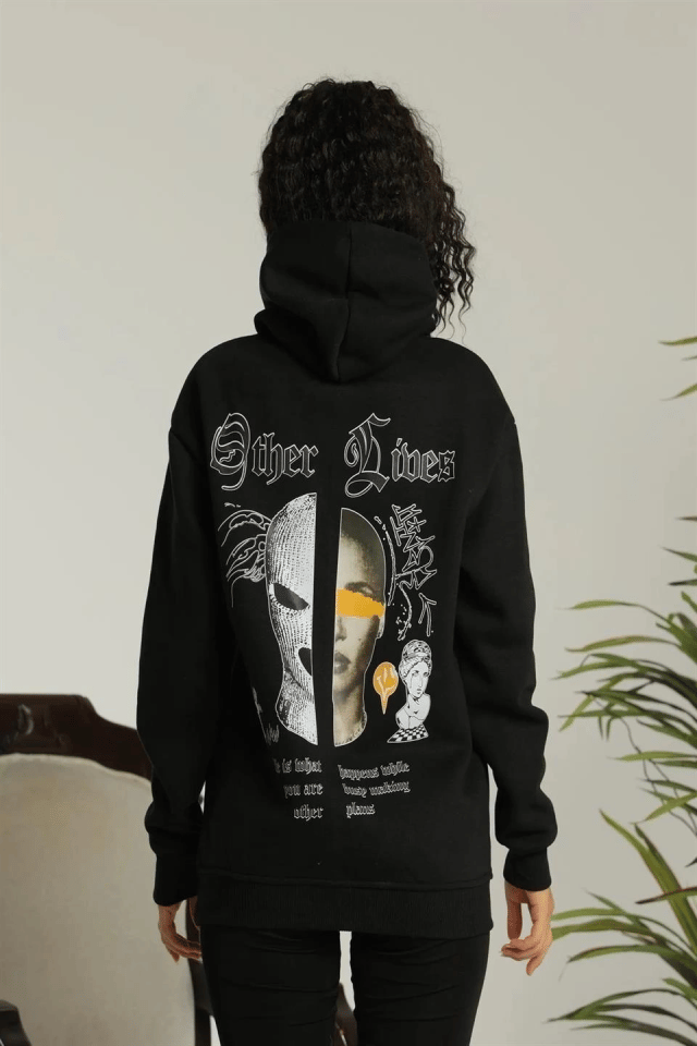 Oversize Üç İplik Kapüşonlu Sweatshirt – Siyah “Other Lives” Ön Ve Arka Baskılı, Şardonlu Kışlık, Rahat Günlük Model Siiyah