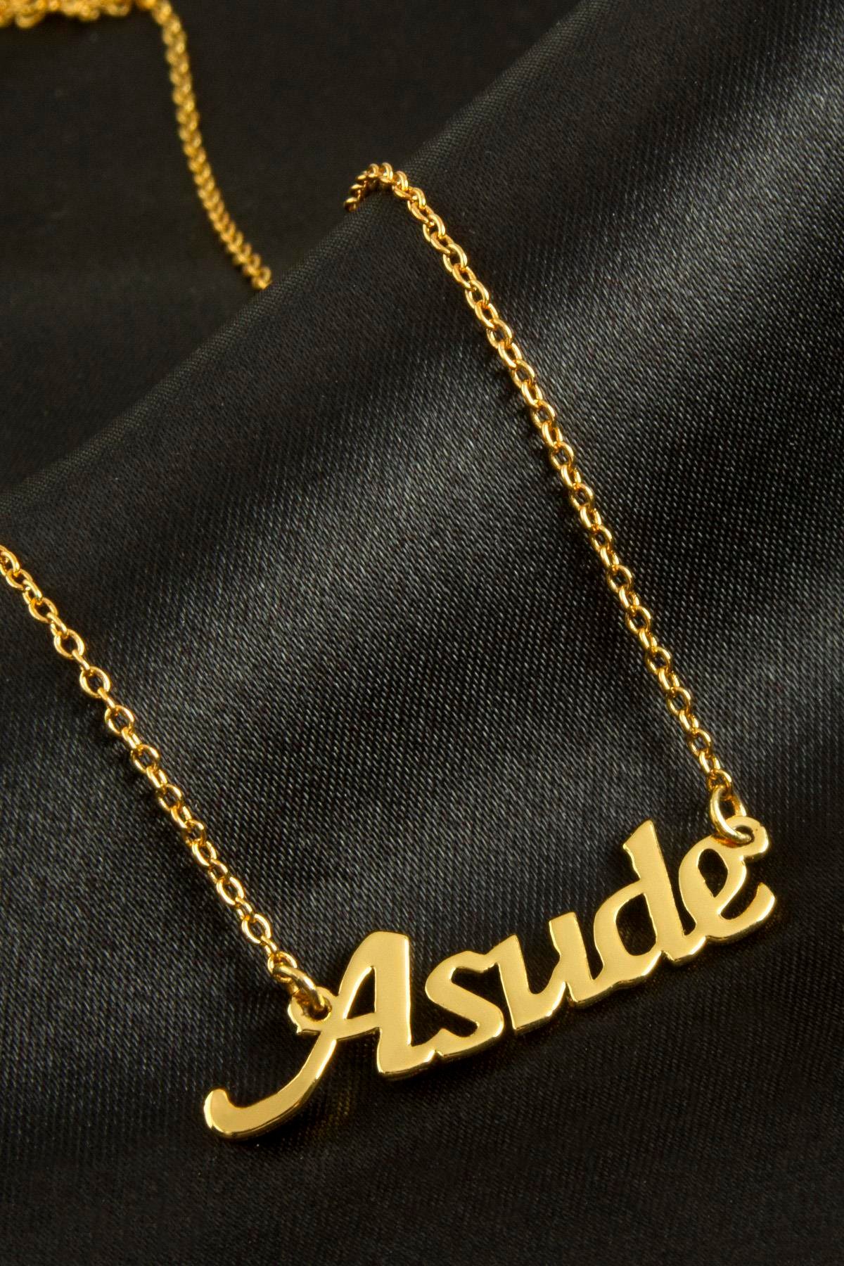 Asude isimli kolye (Kişiye Özel)