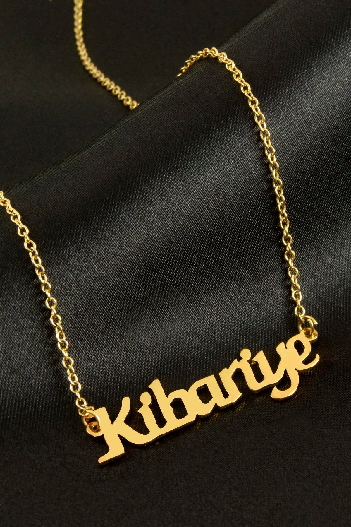 Kibariye isimli kolye (Kişiye Özel)