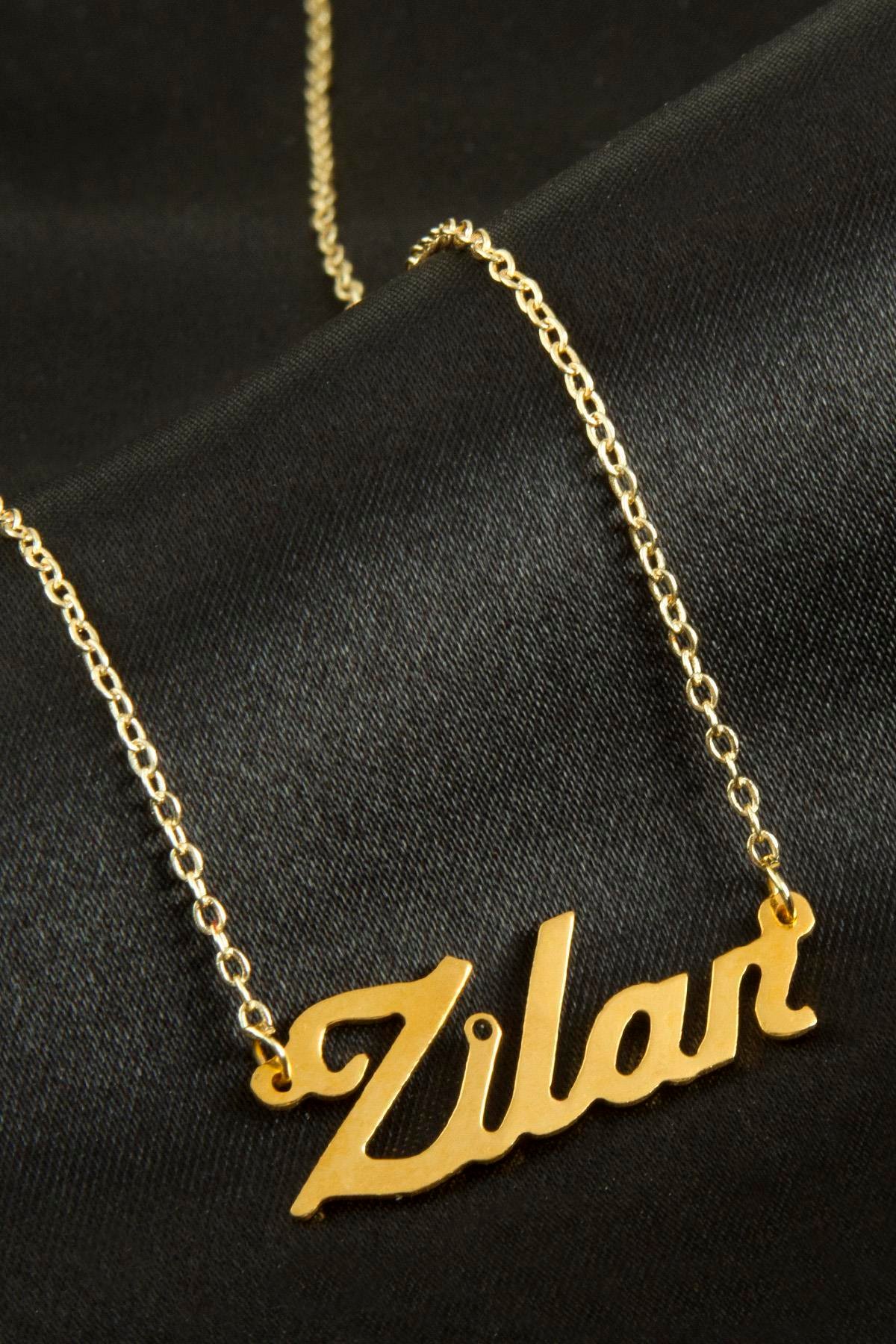 Zilan İsimli Kolye (Kişiye Özel)