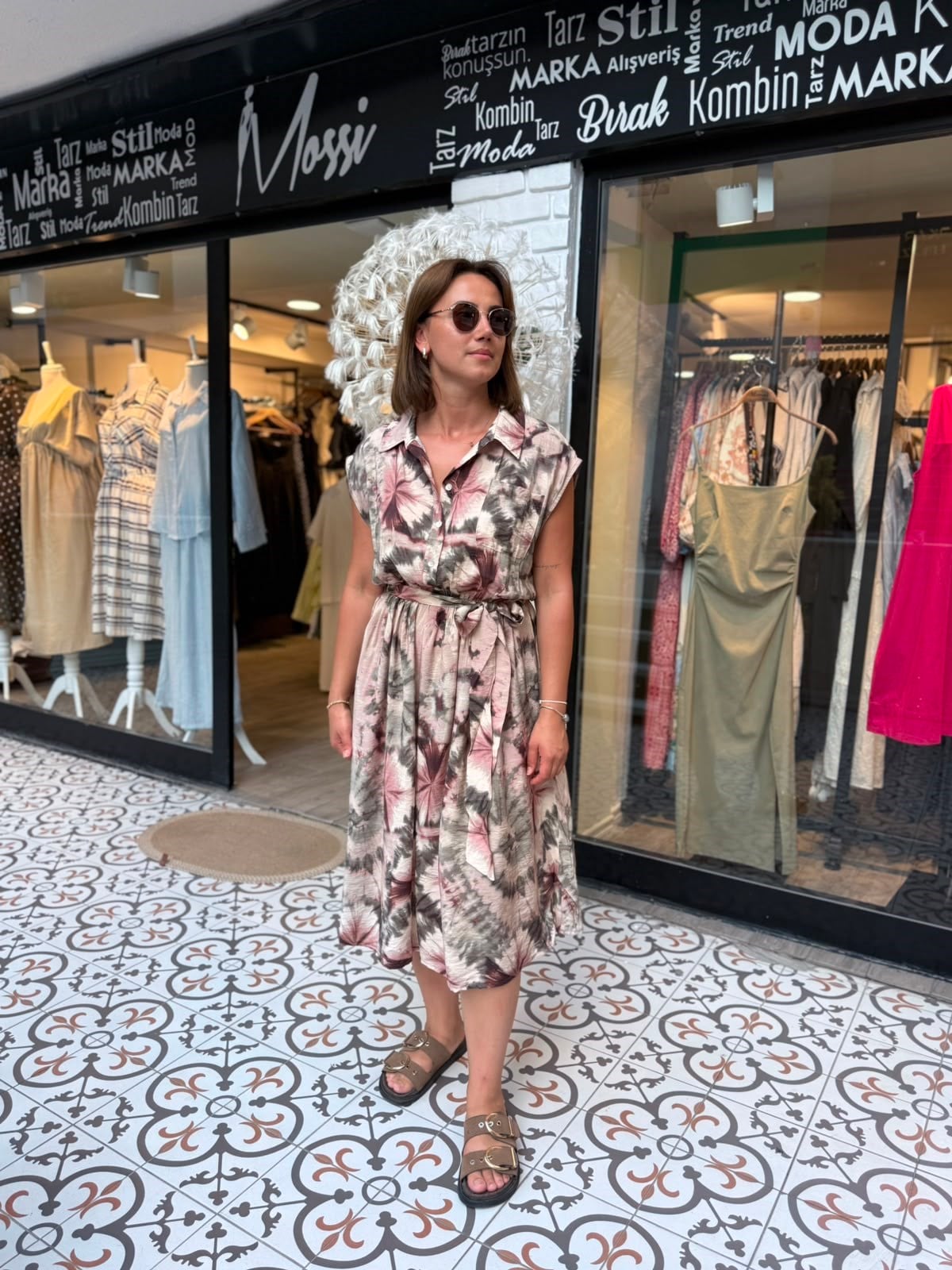 Batik Desen Sıfır Kol Elbise