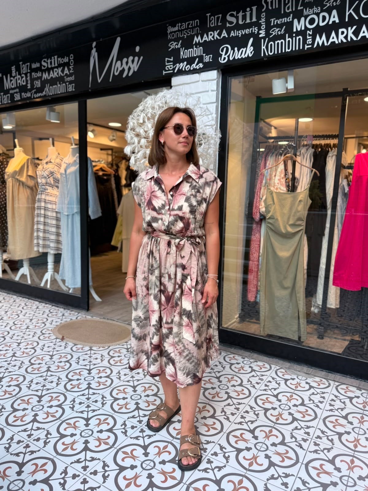 Batik Desen Sıfır Kol Elbise