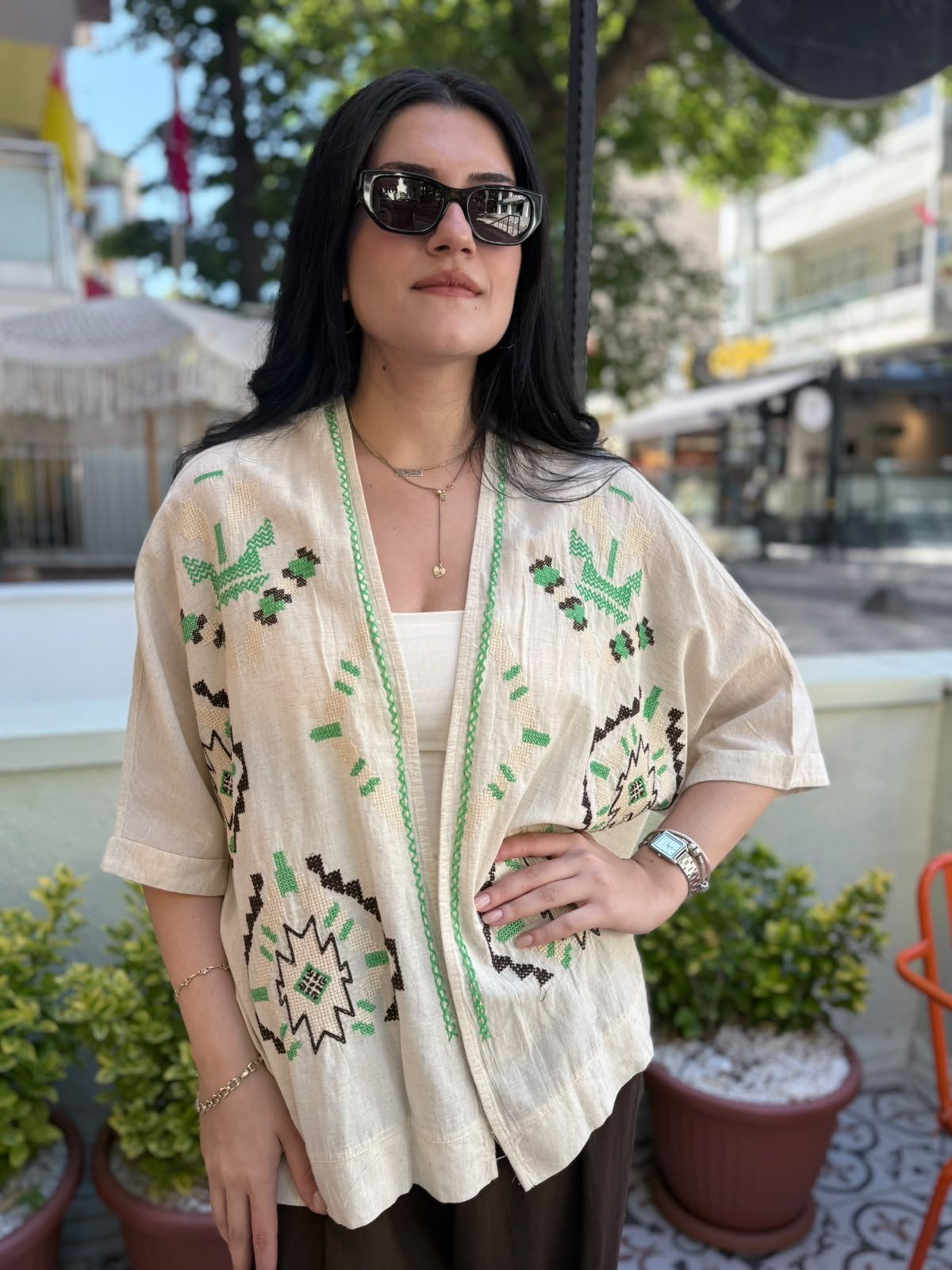 Bej Yeşil Etnik Desenli Oversize Kimono