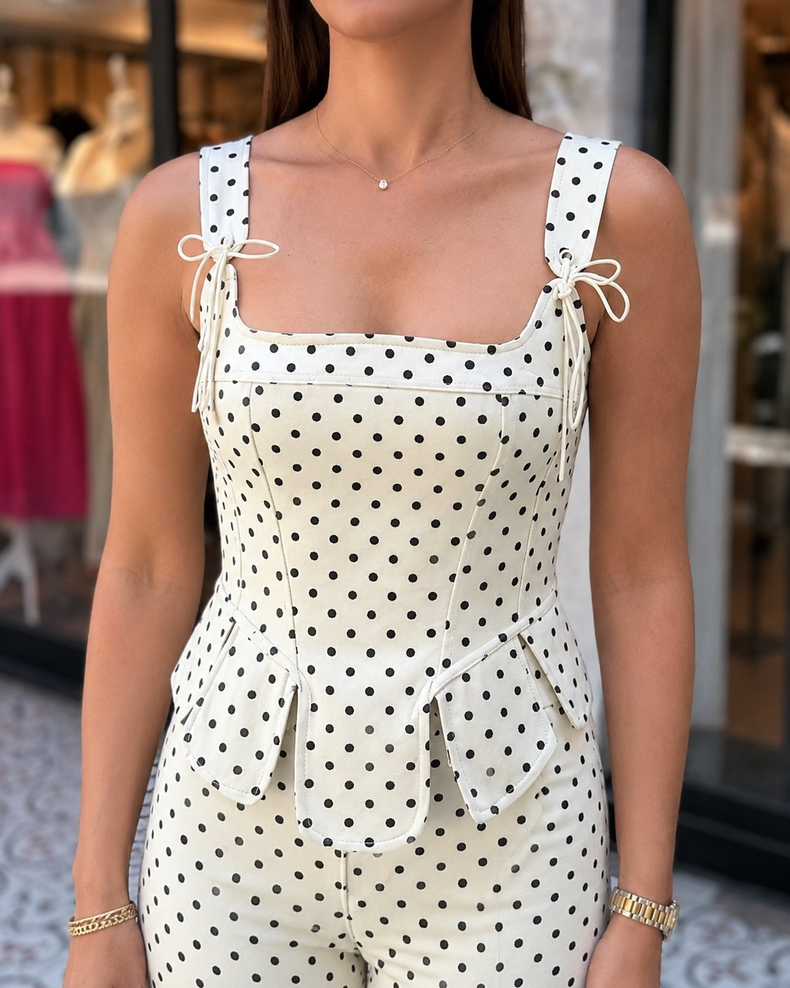 Ekru Siyah Puantiyeli Fiyonk Askılı Peplum Büstiyer