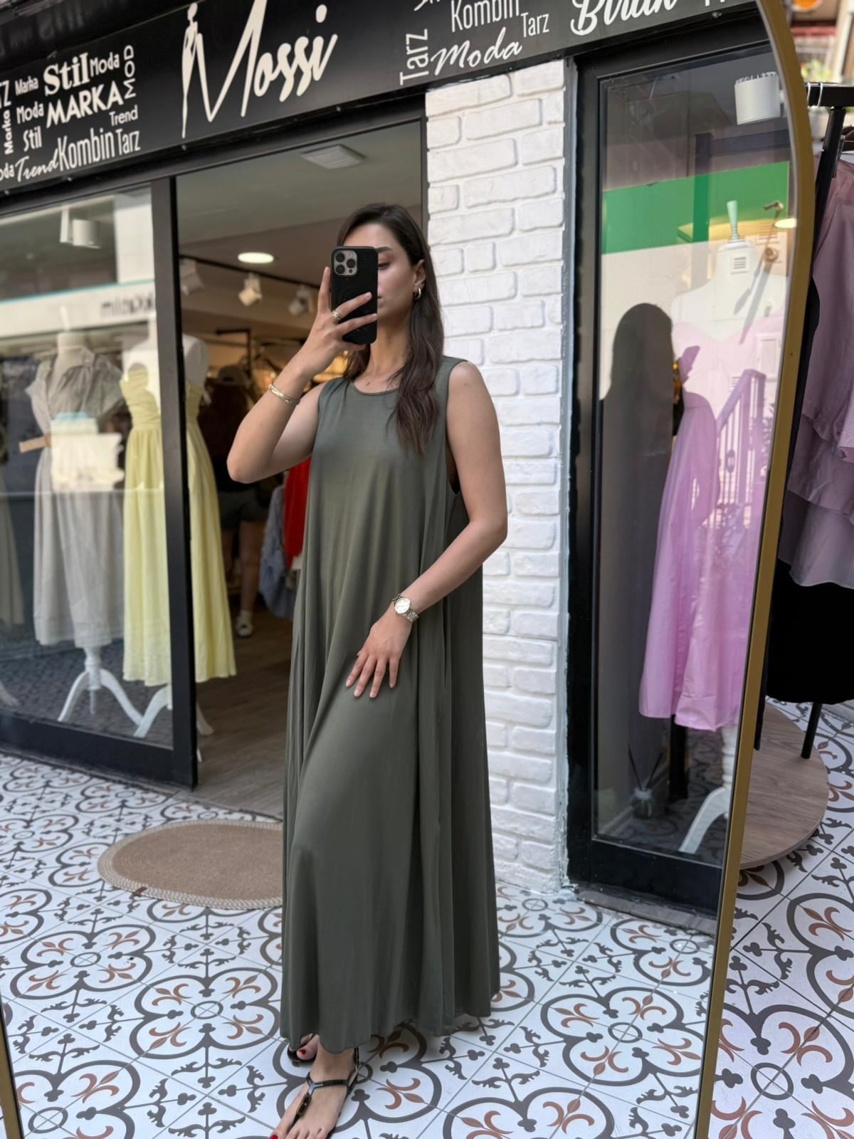 Standart Beden Haki Sıfır Kol Uzun Elbise