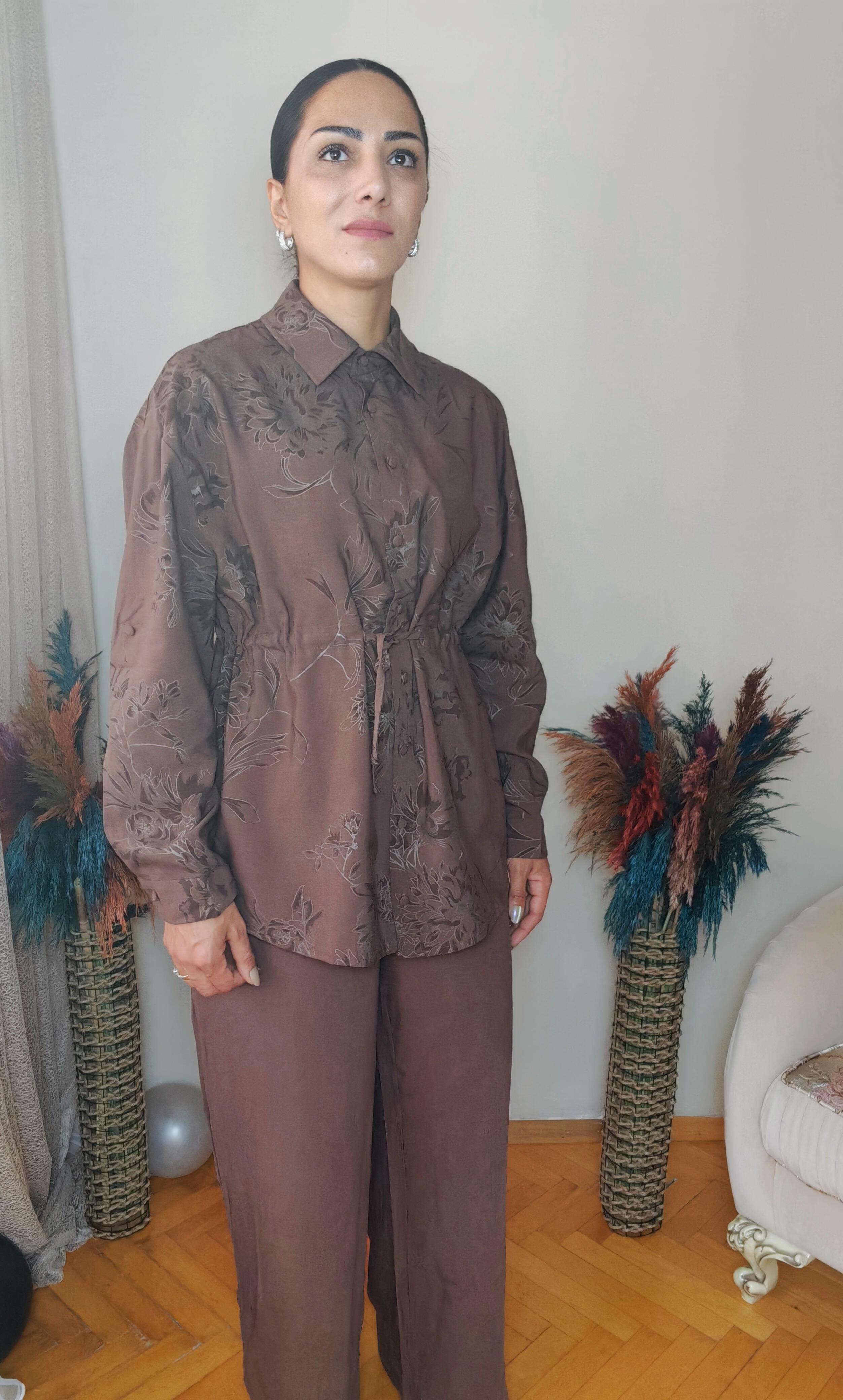 Hayal Kendinden Desenli Acı Kahve Takım
