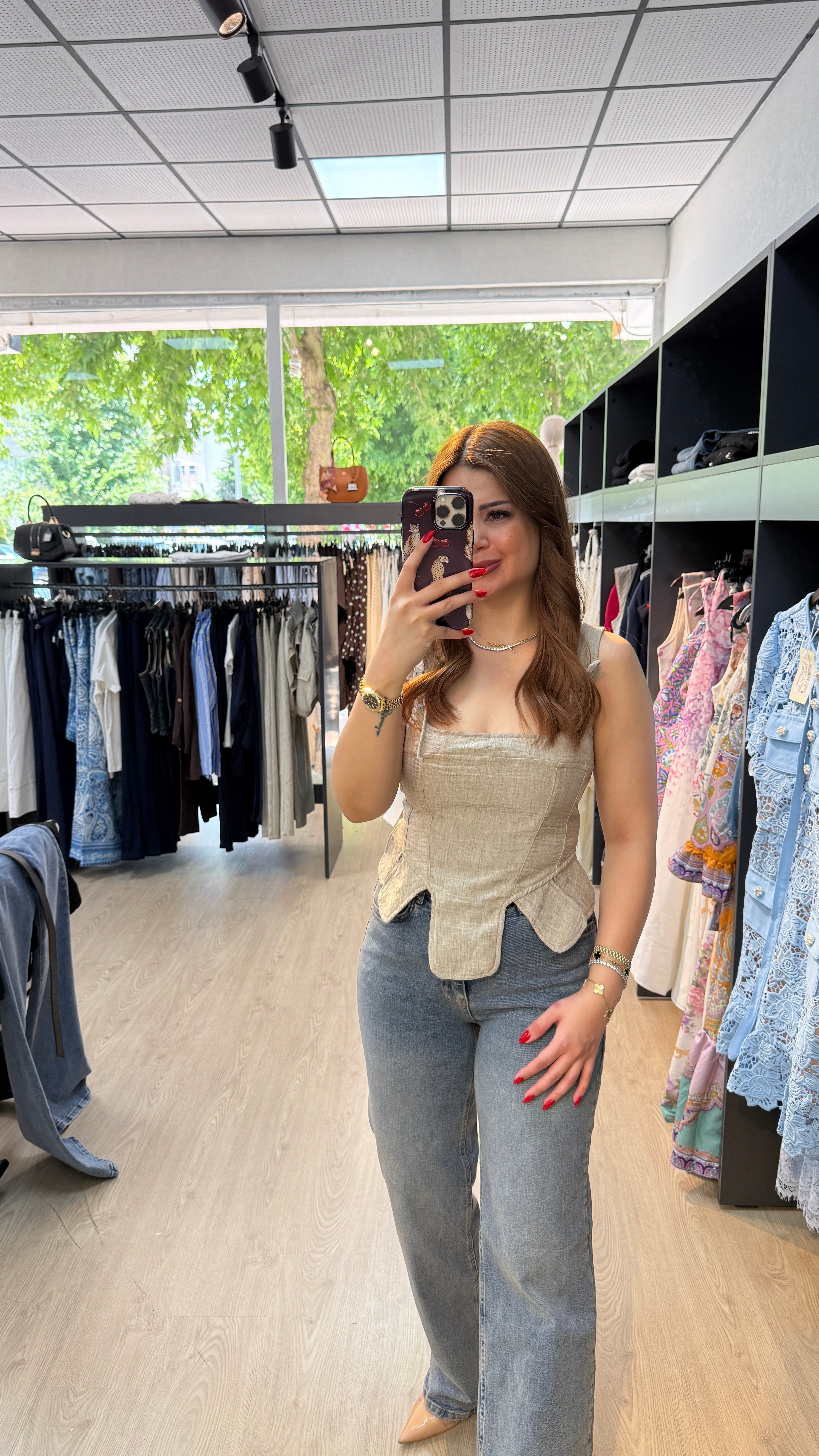 Askılı İp Detaylı Bluz