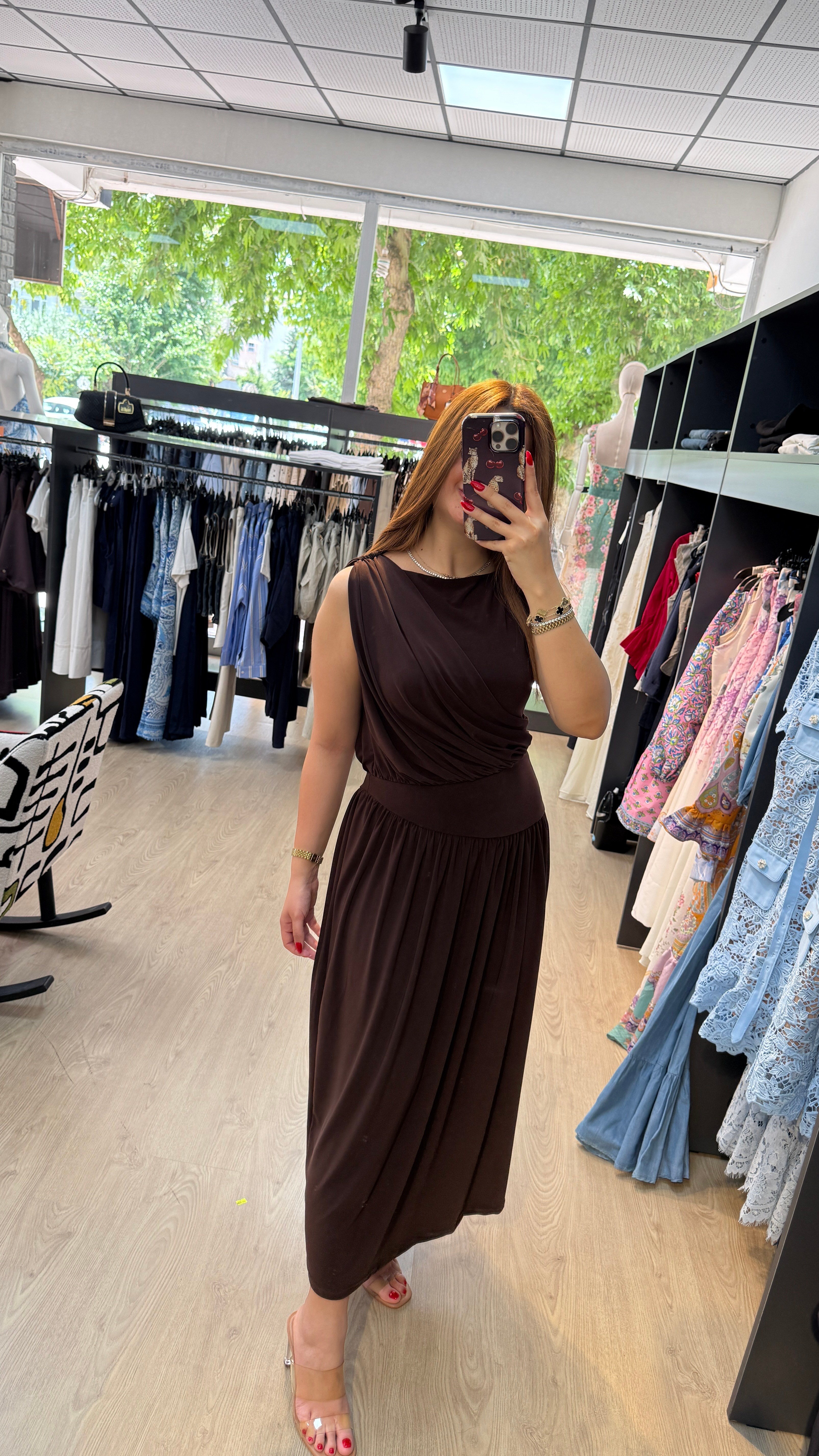 Beli Büzgülü Sandy Kumaş Elbise