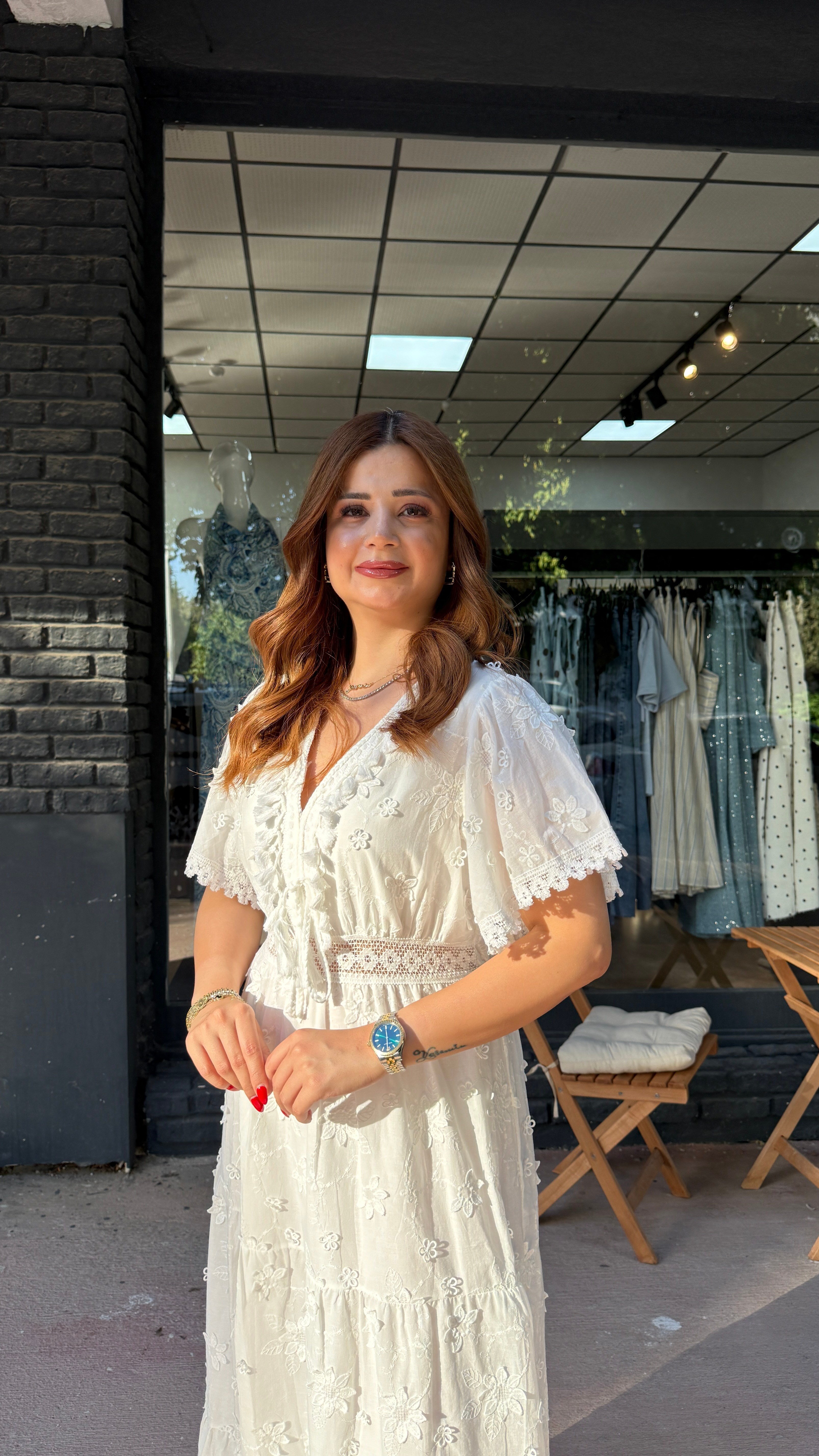 Beyaz Bel Detaylı Elbise