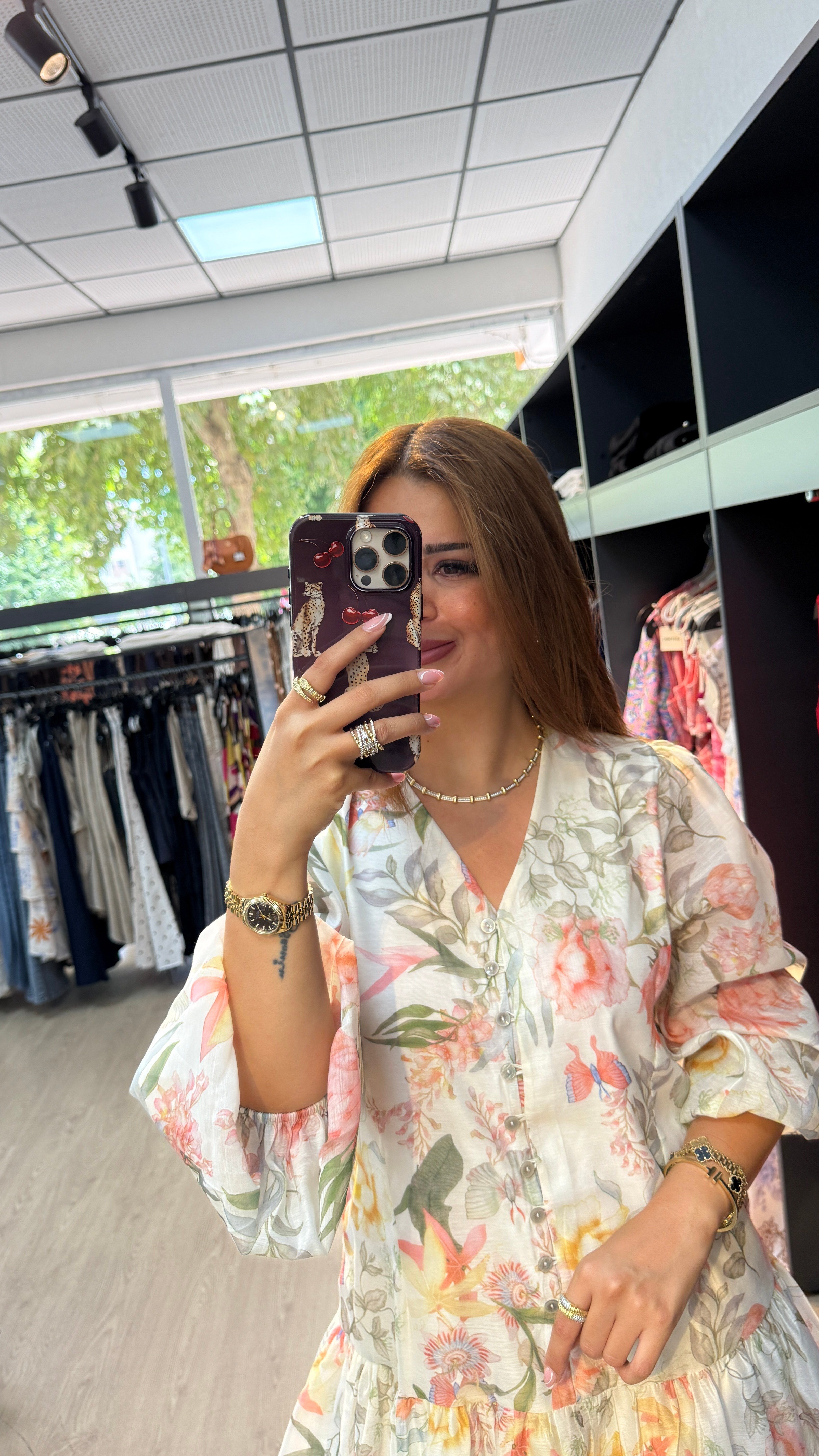 Çiçekli Düğmeli Elbise
