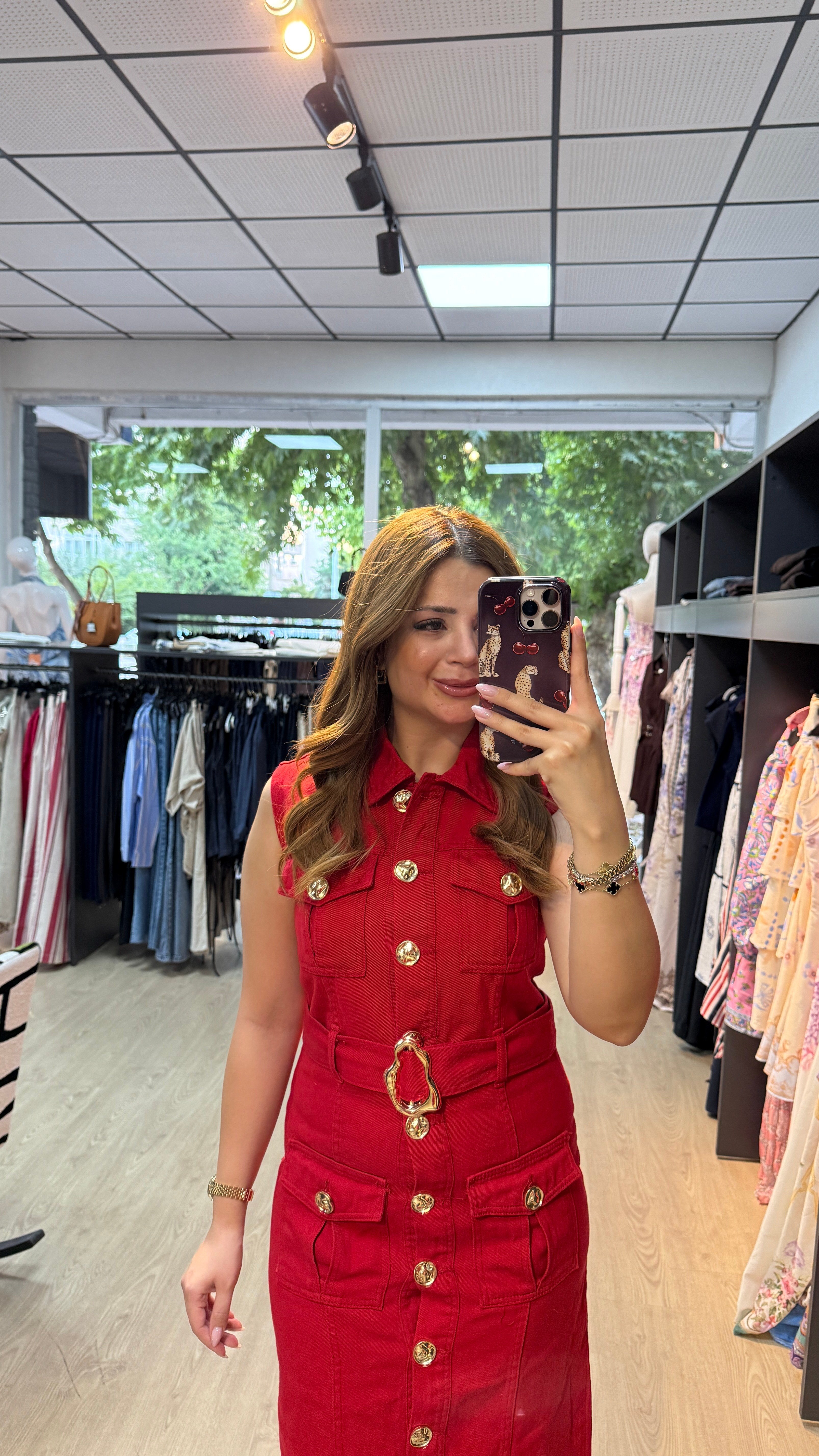 Düğmeli Kemerli Kırmızı Elbise