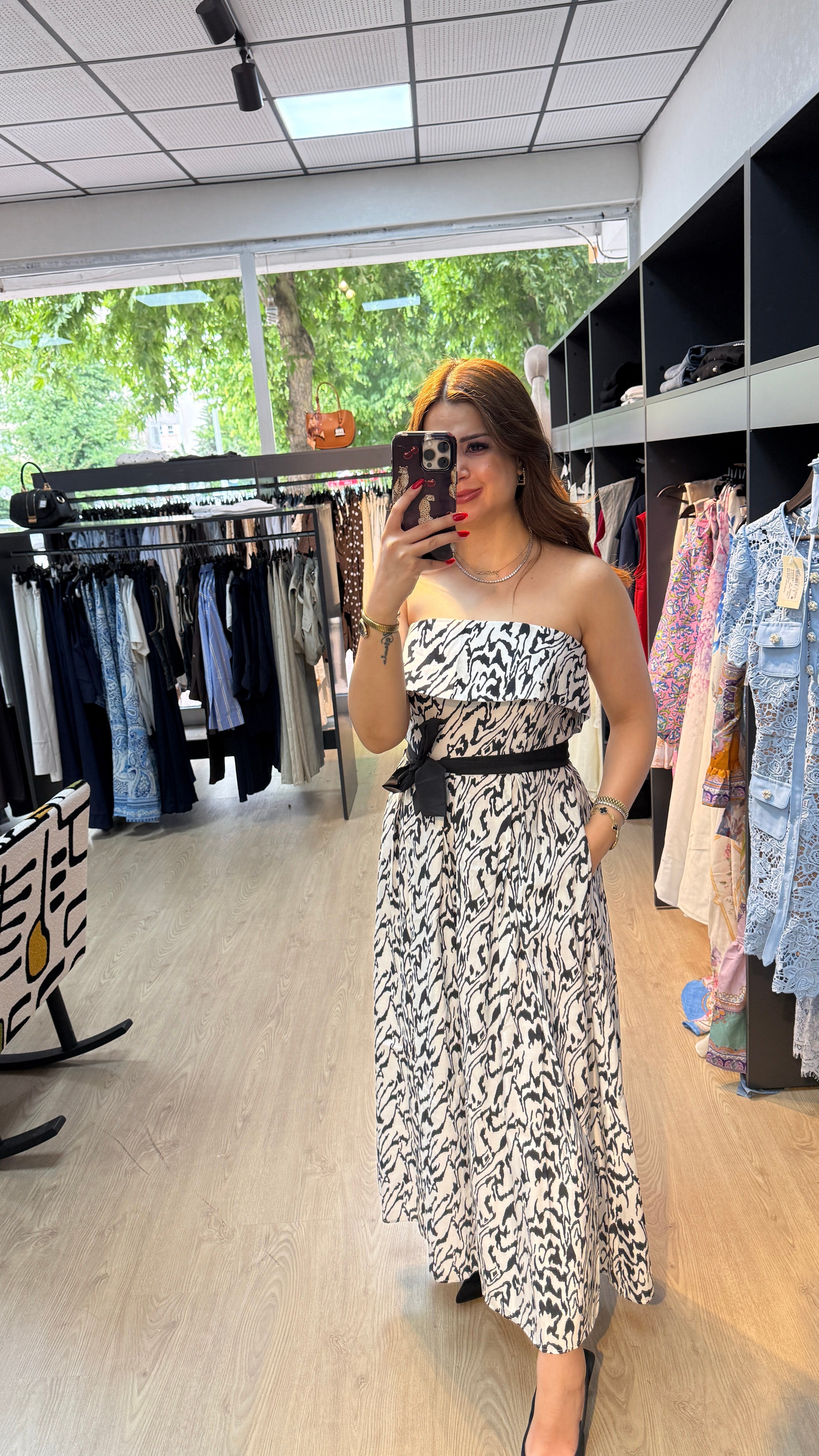 Straplez Desenli Elbise