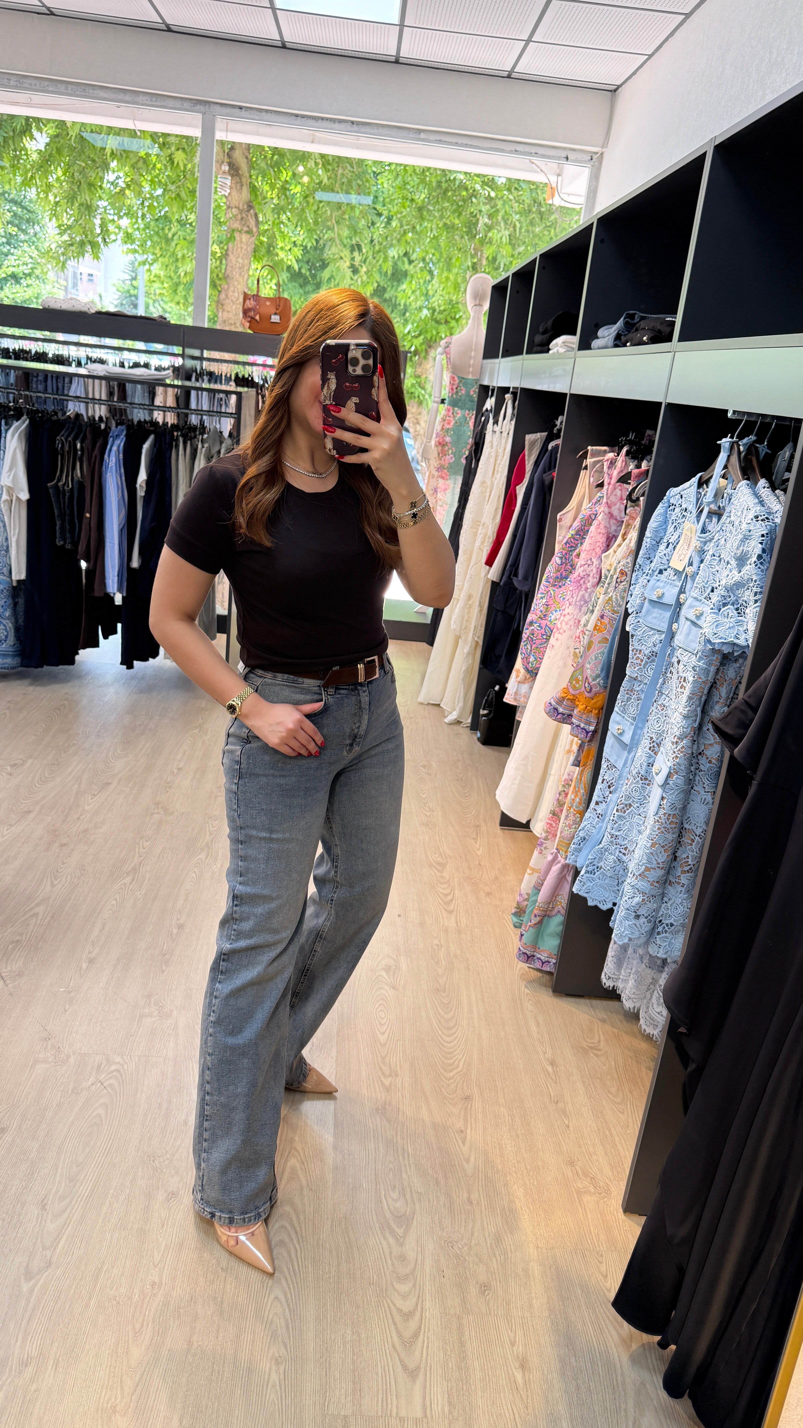 Yüksek Bel Toparlayıcı Kahverengi Kemerli Jean