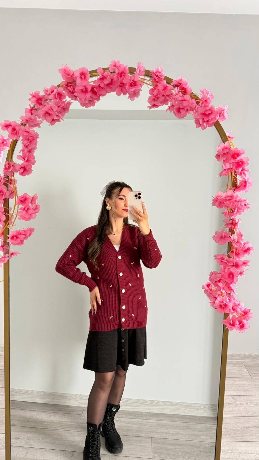 FİYONK DETAYLI HIRKA BORDO