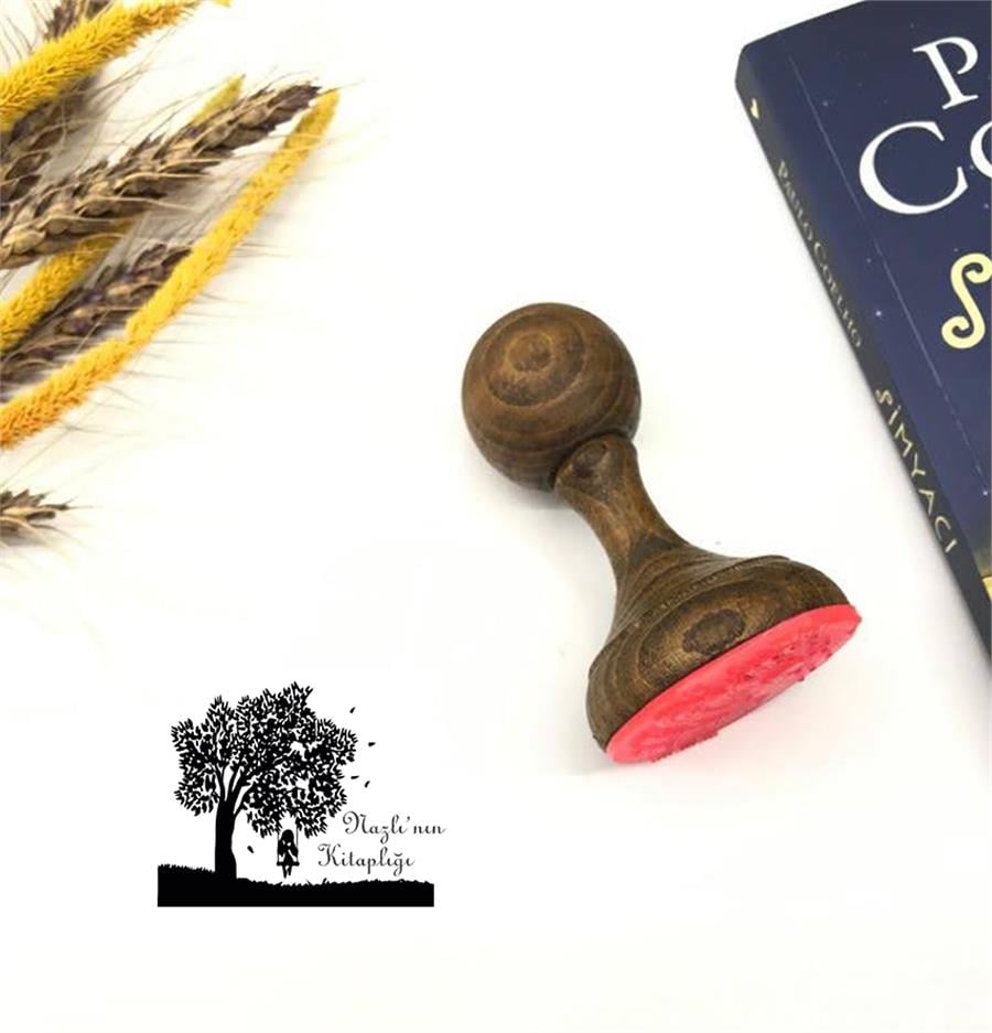 Agaçta Sallanan Mutlu Kiz  Mührü  ZE 047