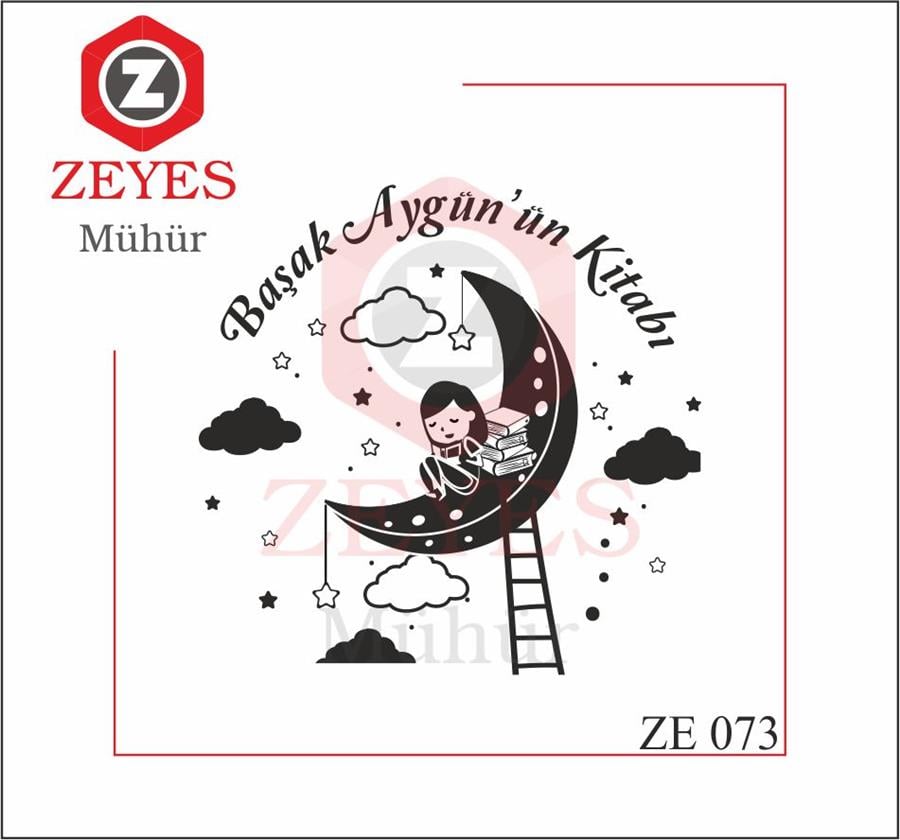 Ay Üzerinde  Kitap Okuyan Kiz Kitap Mührü  ZE 073
