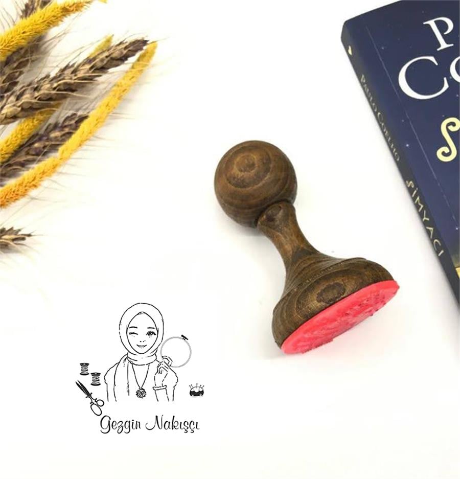 Dikis Nakis Seven Tesettürlü Kadin Kitap Mührü   ZE 531