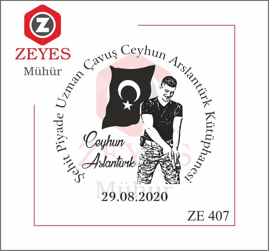 Portre-  Türk Bayragi Kitap Mührü   ZE 407