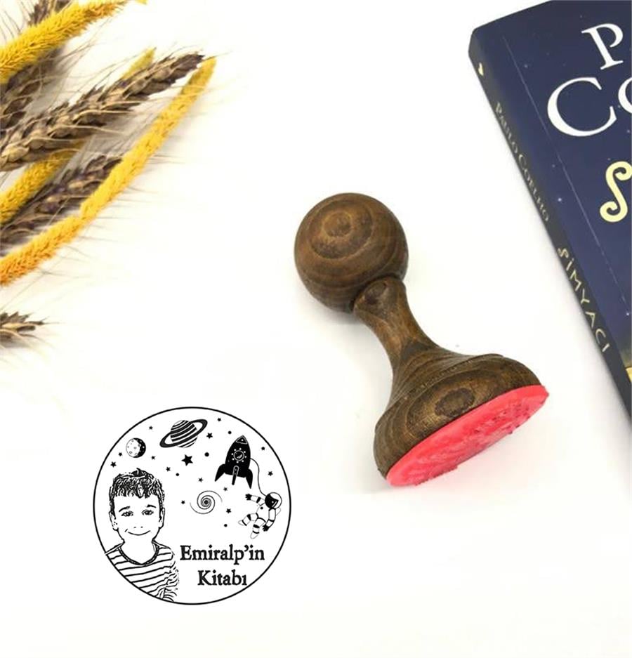 Portre - Uzay ve Astronot Kitap Mührü   ZE 460