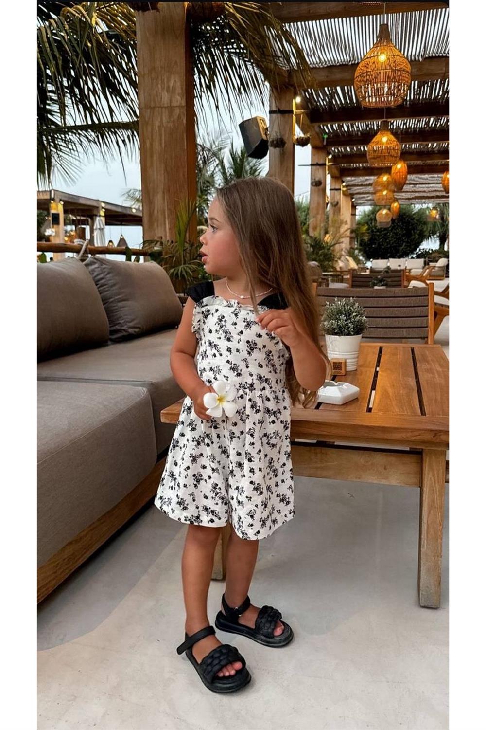 Kız çocuk Tulum