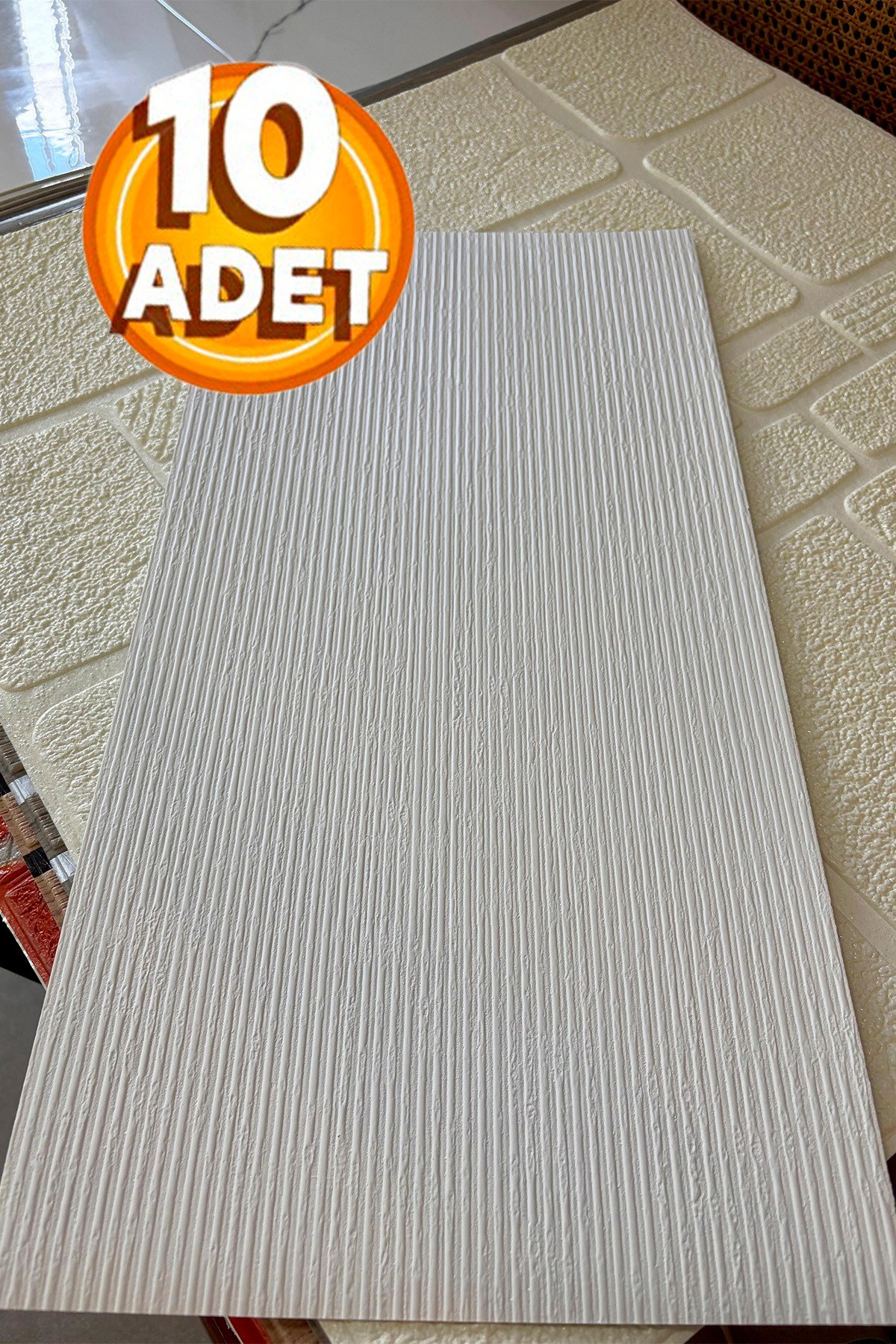 10 Adet, Yüksek Kalite Kabartmalı Dokulu Beyaz Tonlarında Gerçek Sıva Hissi Modern Beton Görünüm Desenli Pvc Mat Panel Kendinden Yapışkanlı Duvar Kaplaması Mat-4001, 30x60 CM 