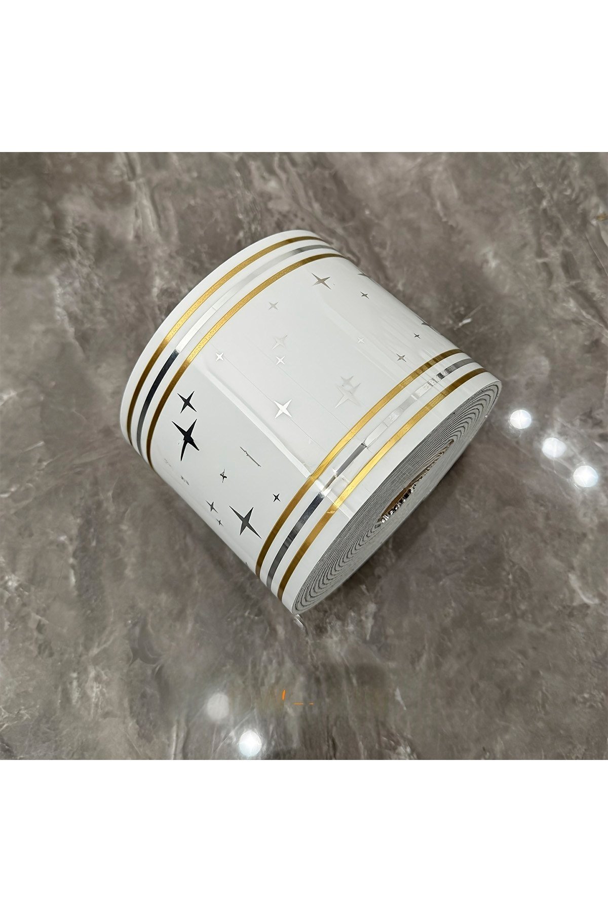 10x500 cm Beyaz Gold Yıldız Renkler Rulo Halinde Ek Yersiz Tek Parça XPE Bordür Şerit Kendinden Yapışkanlı Köpük Duvar Kaplaması-DW229