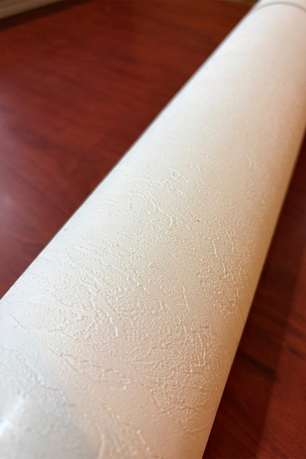 60x280 cm Kabartmalı Dokulu Beyaz Renk Tek Rulo Halinde Ek Yersiz Tek Parça XPE Isı Ses Yalıtım Kendinden Yapışkanlı Kendinden Desenli Dokulu Köpük Duvar Kağıdı-R-1201