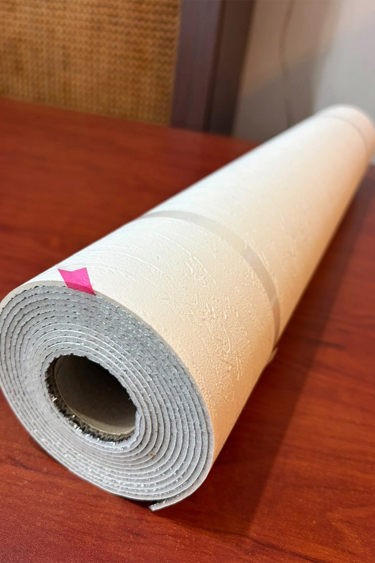 60x280 cm Kabartmalı Dokulu Beyaz Renk Tek Rulo Halinde Ek Yersiz Tek Parça XPE Isı Ses Yalıtım Kendinden Yapışkanlı Kendinden Desenli Dokulu Köpük Duvar Kağıdı-R-1201