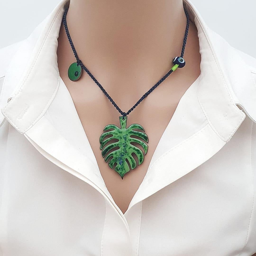 Monstera Kolye Yeşil Nazarlıklı