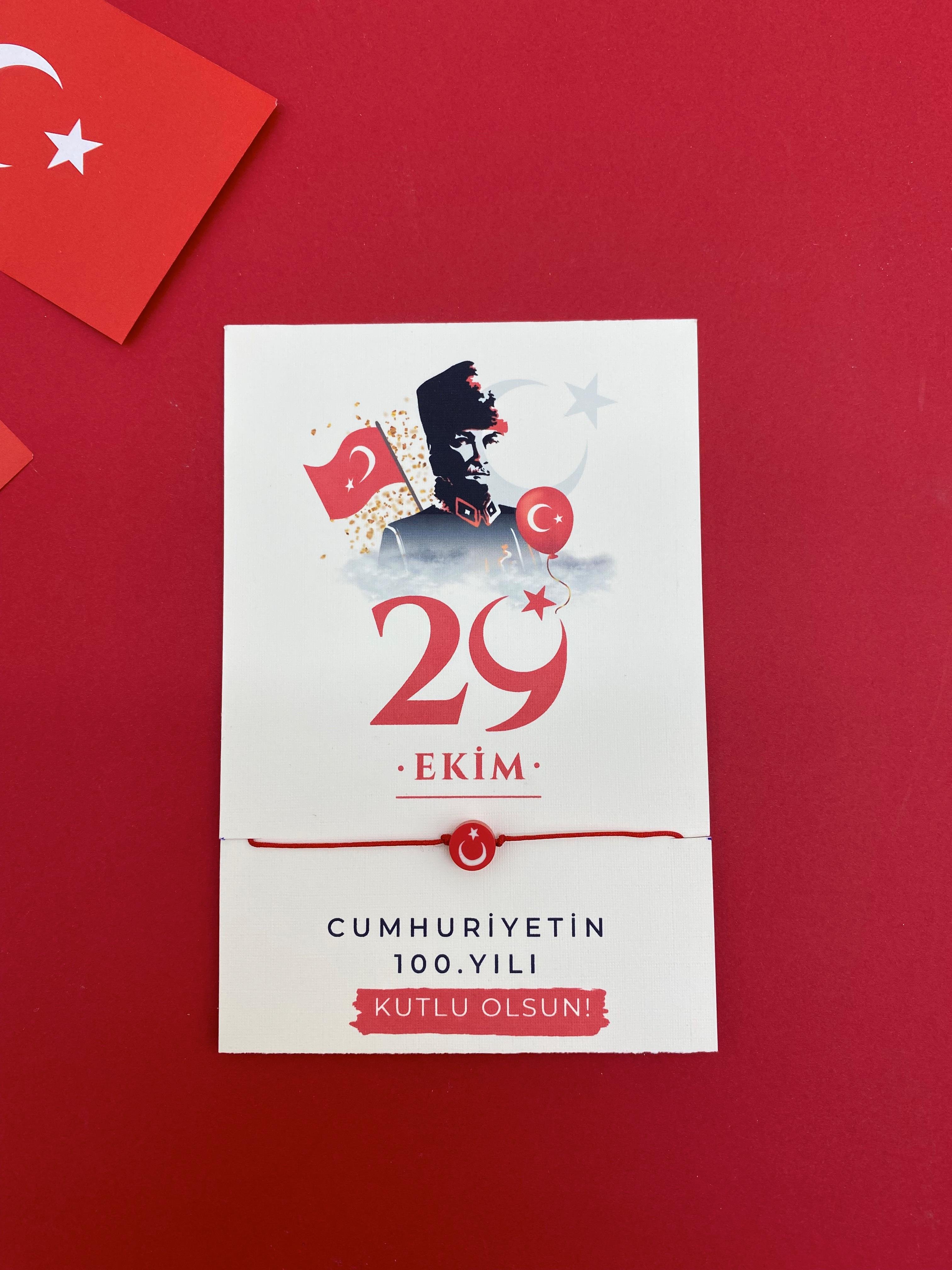 29-ekim-cumhuriyet-bayrami-hediye-bile-0-952f.jpg