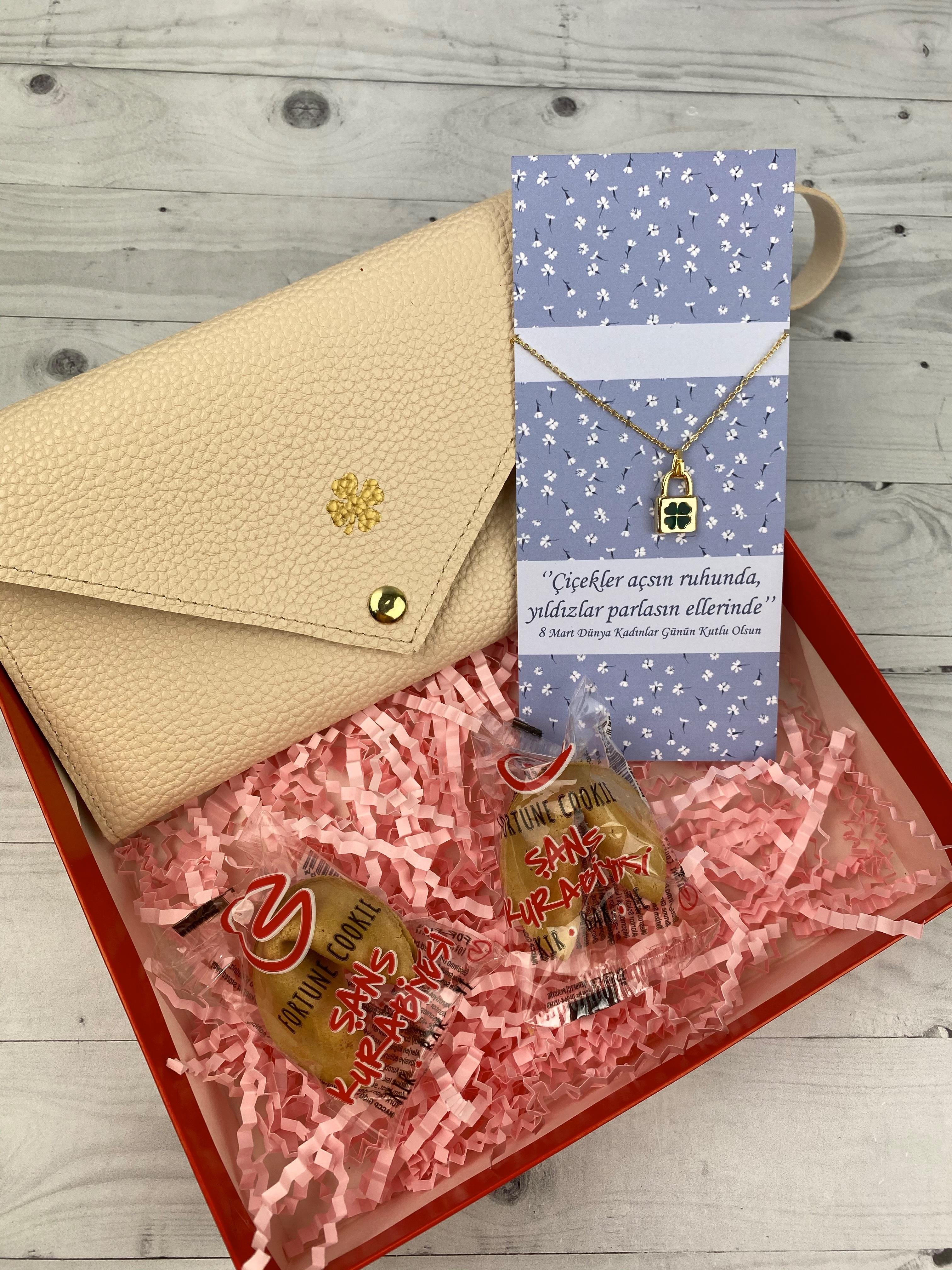 anneler-gunu-sans-hediye-seti--4f-4c3.jpg