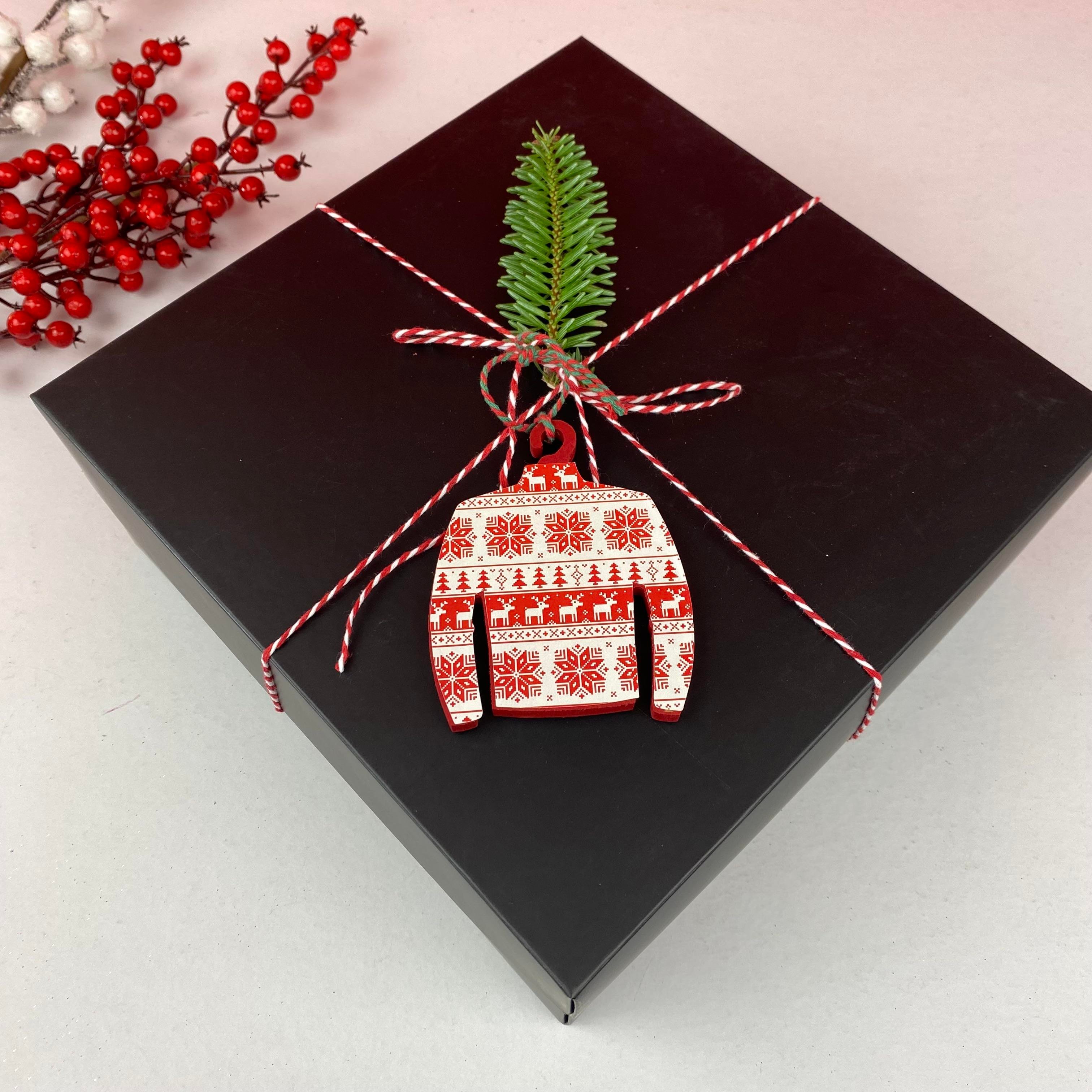 El Boyaması Ahşap Süslü Yılbaşı Boş Hediye Kutusu- Normal Karton Kutu