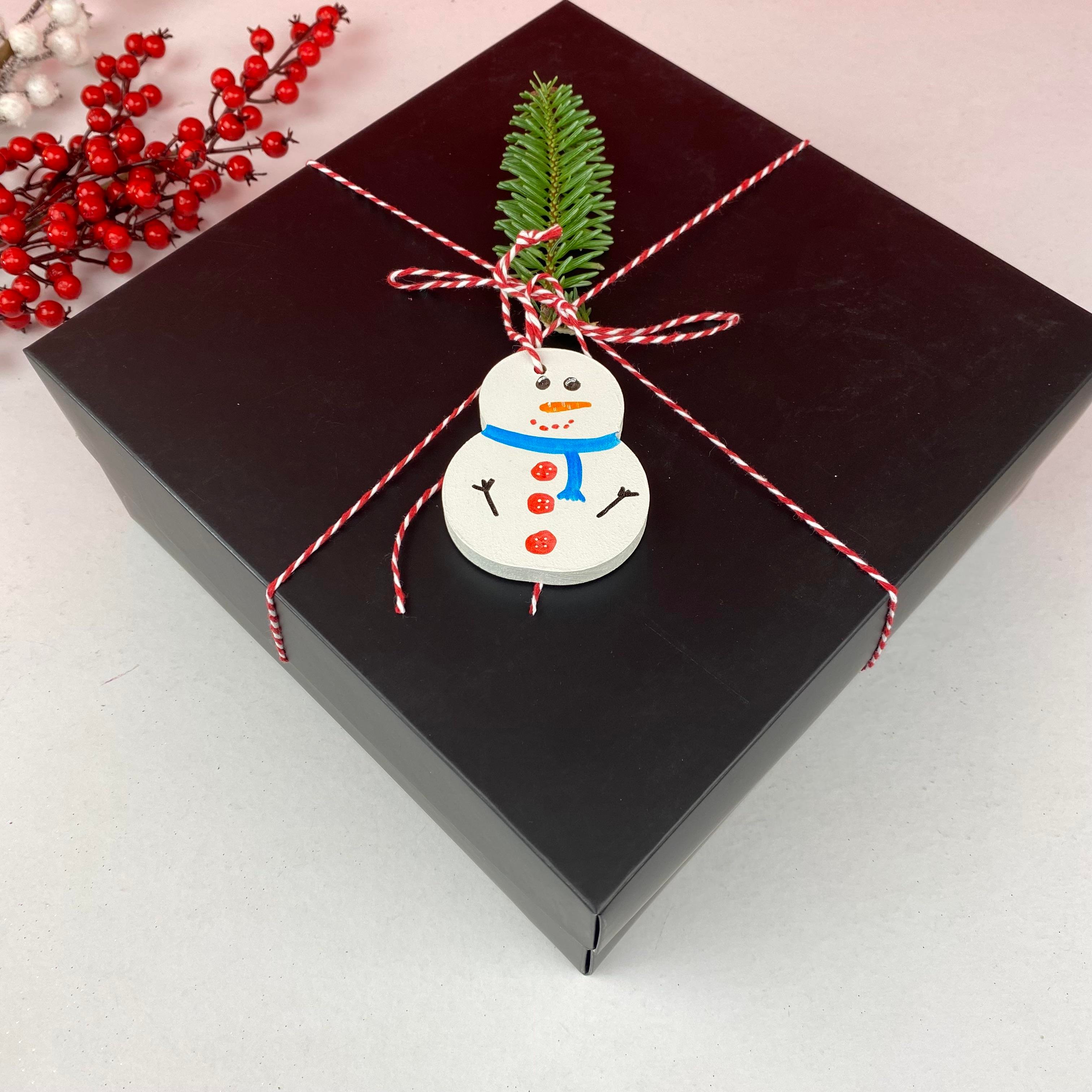 El Boyaması Ahşap Süslü Yılbaşı Boş Hediye Kutusu- Normal Karton Kutu