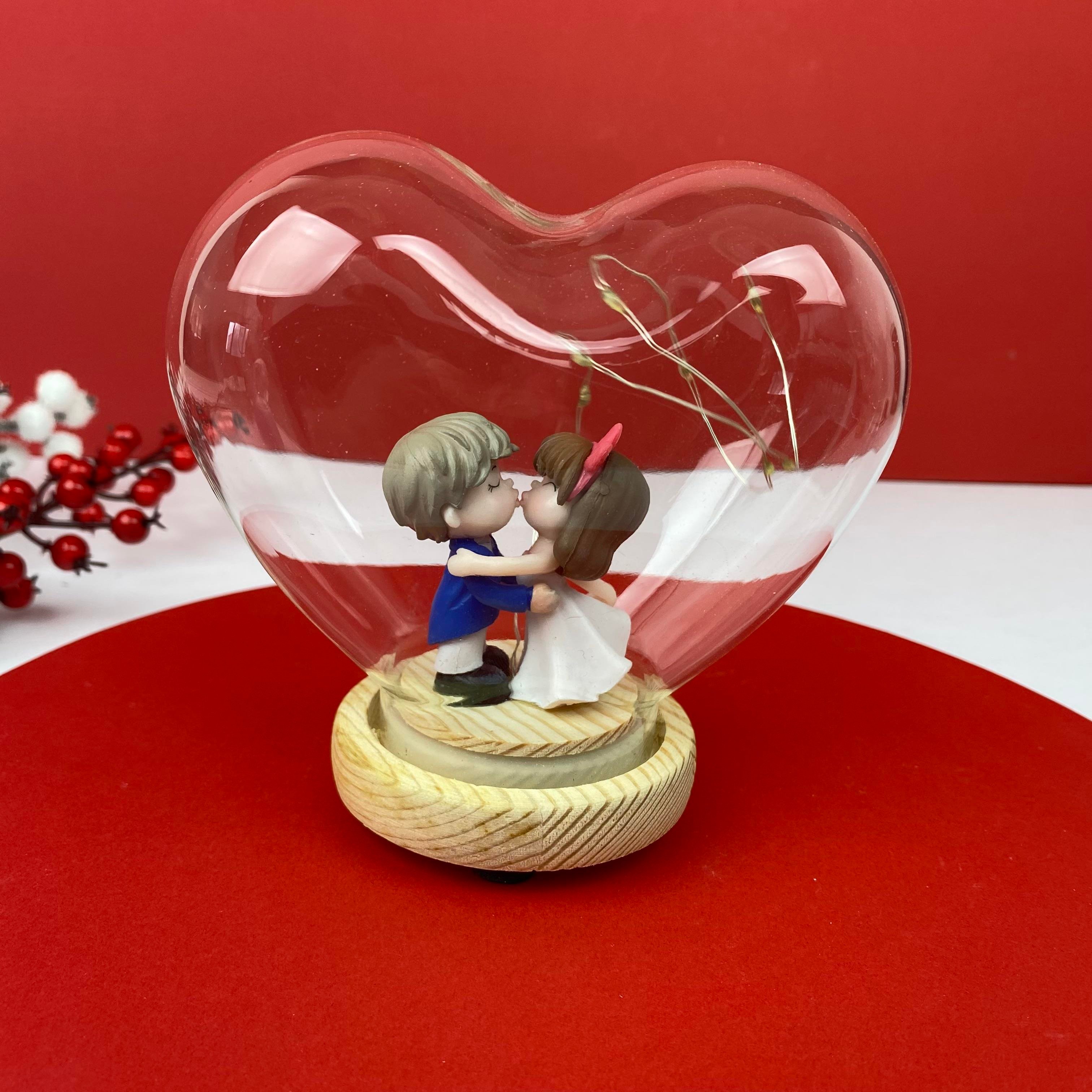 Işıklı Kalp Fanus Sevgililer Biblo