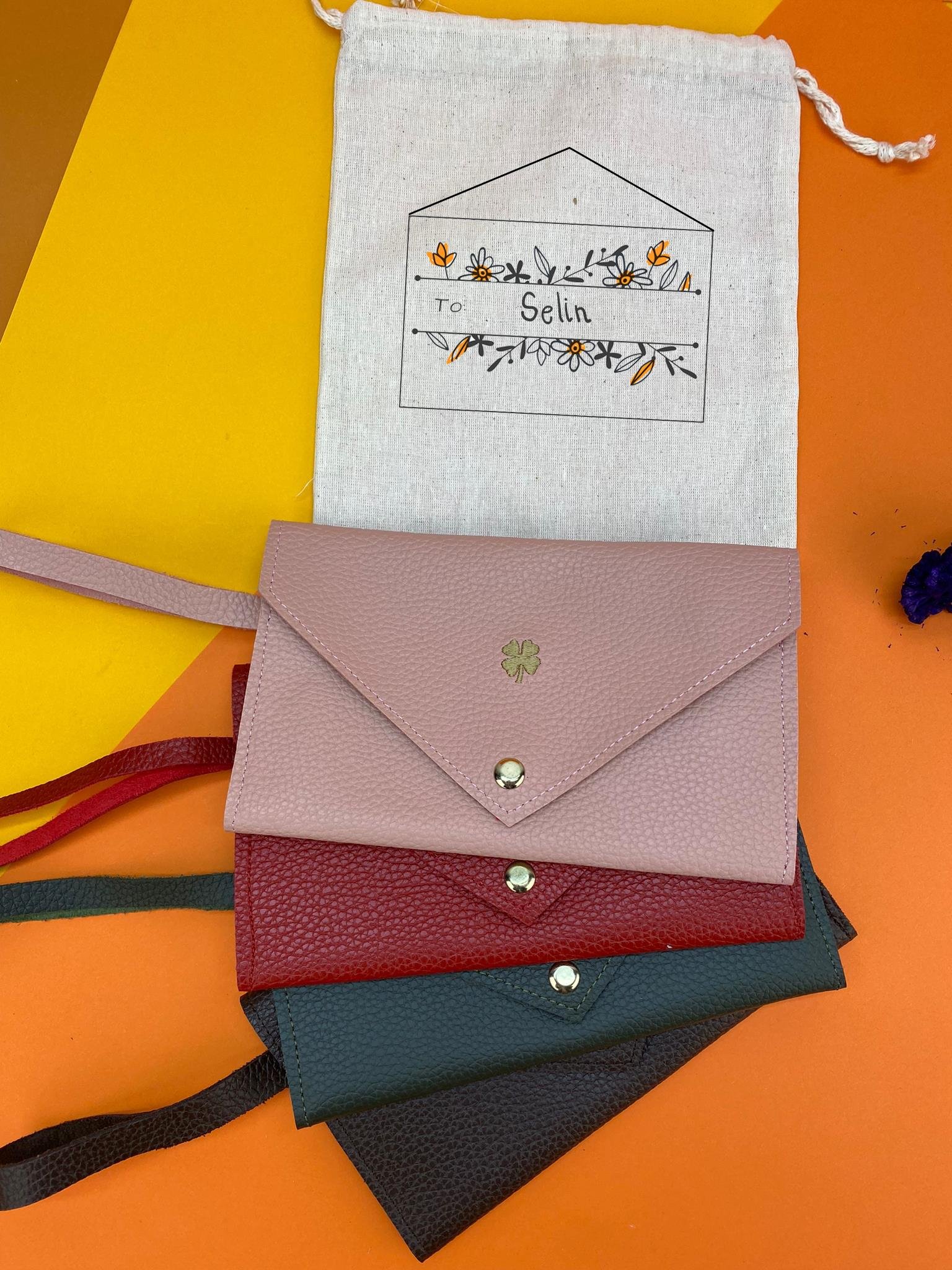 kadinlar-gunu-hediye-cuzdan-isme-ozel--939d2b.jpg