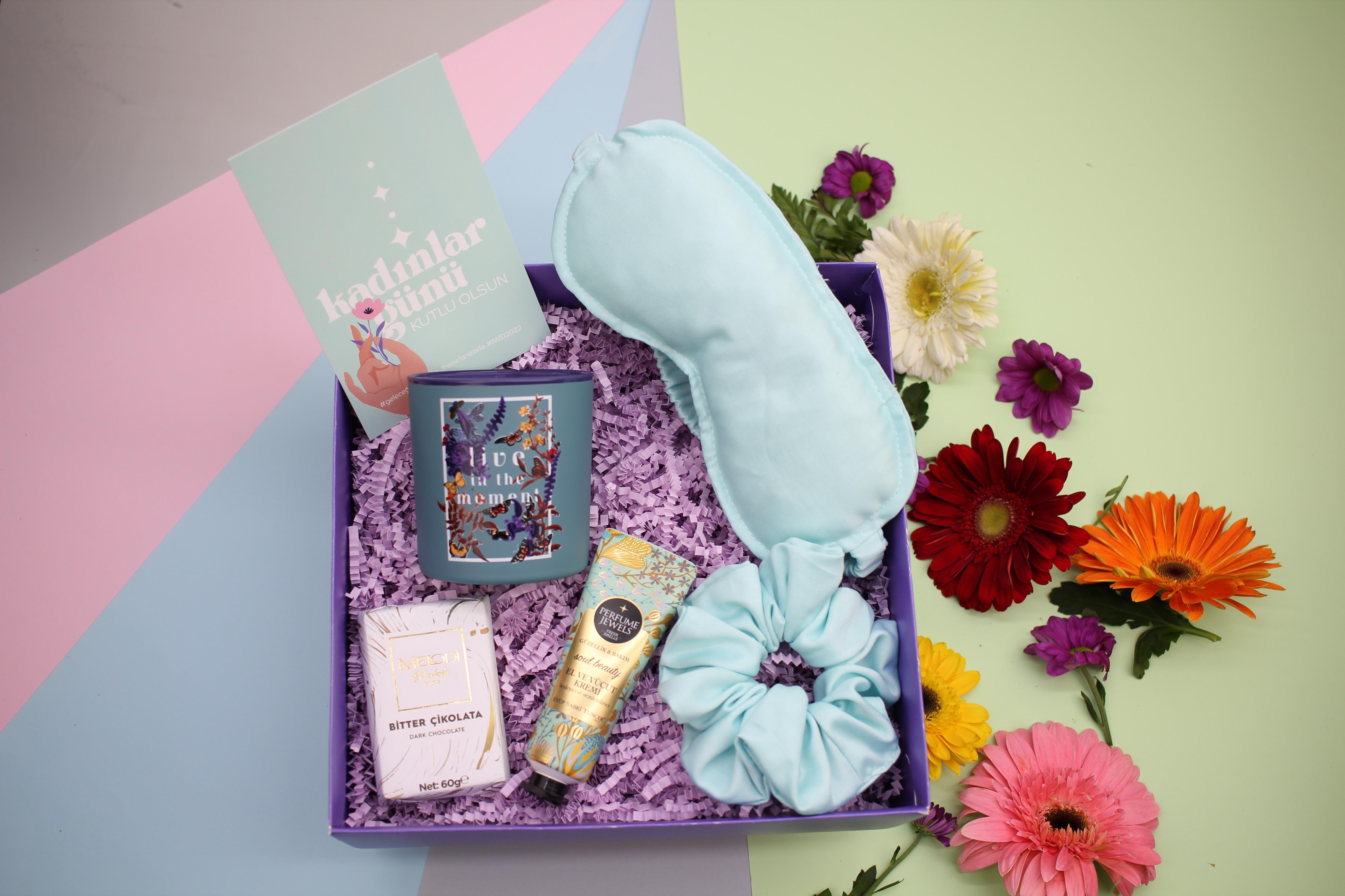 kadinlar-gunu-hediye-well-being-hediye-1-41b2.jpg