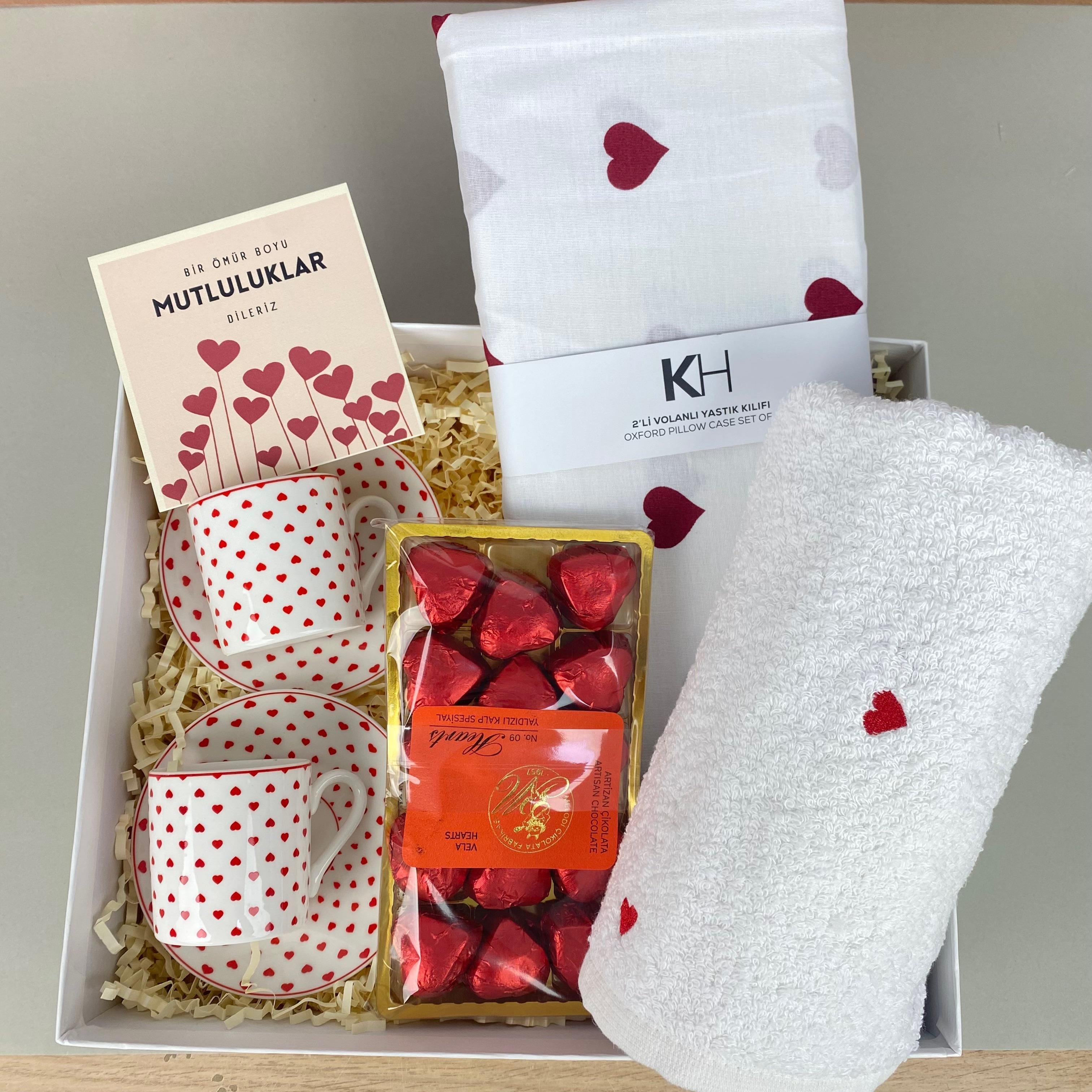 kalp-kalbe-karsi-hediye-seti-sevgilile-9-b0ad.jpg