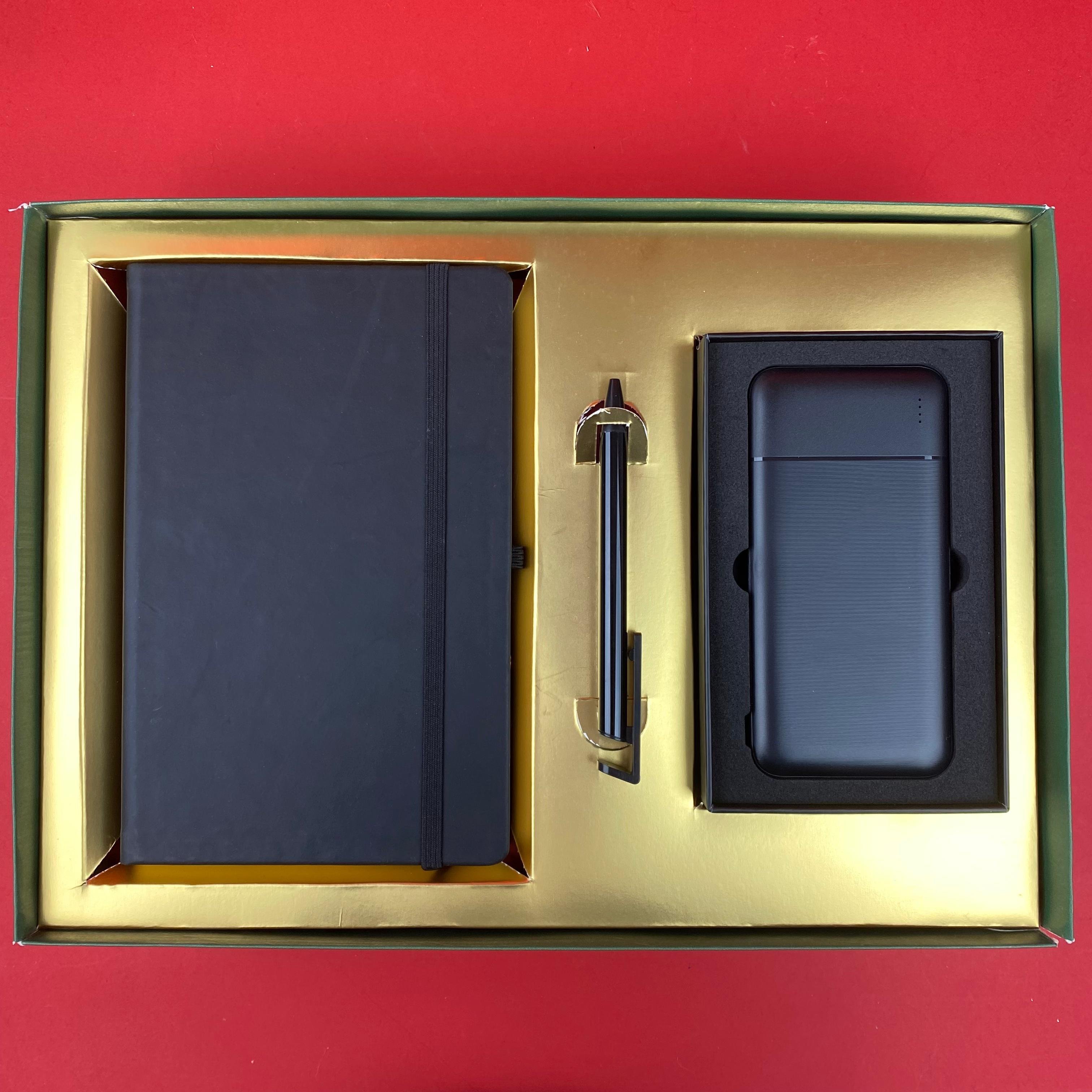 Kutulu VIP Defter Powerbank Kalem Hediye Seti