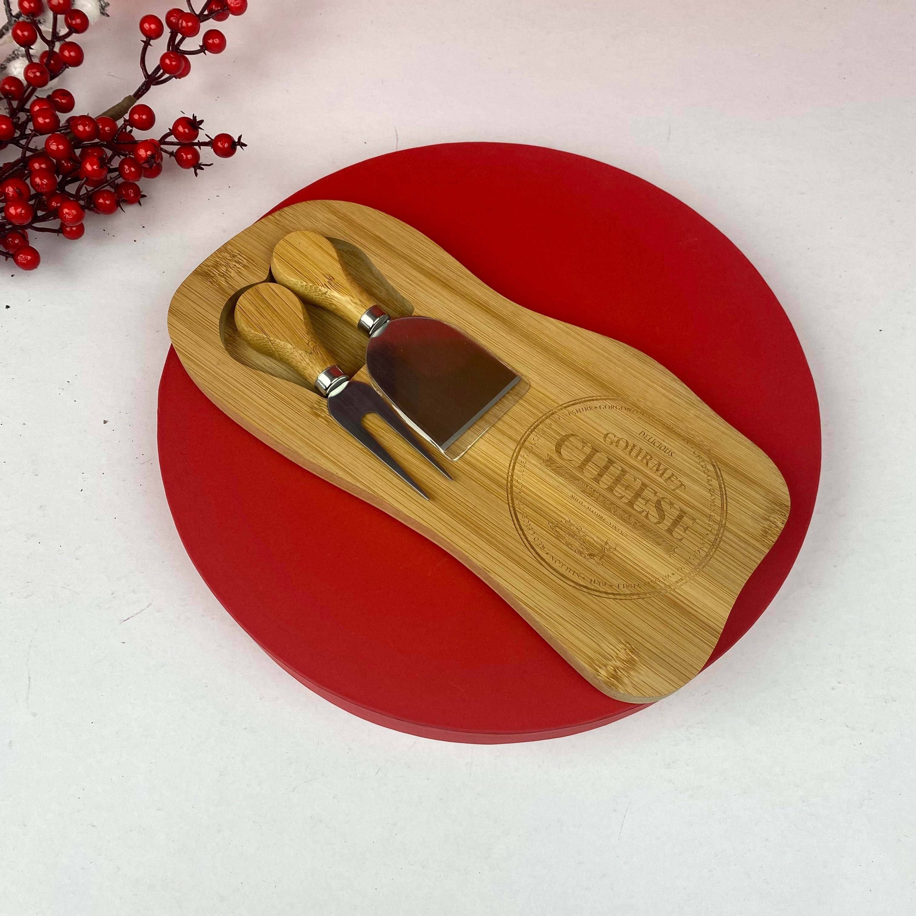 Mine &Yours ve Şarap& Peynir Yılbaşı hediye Kutusu  