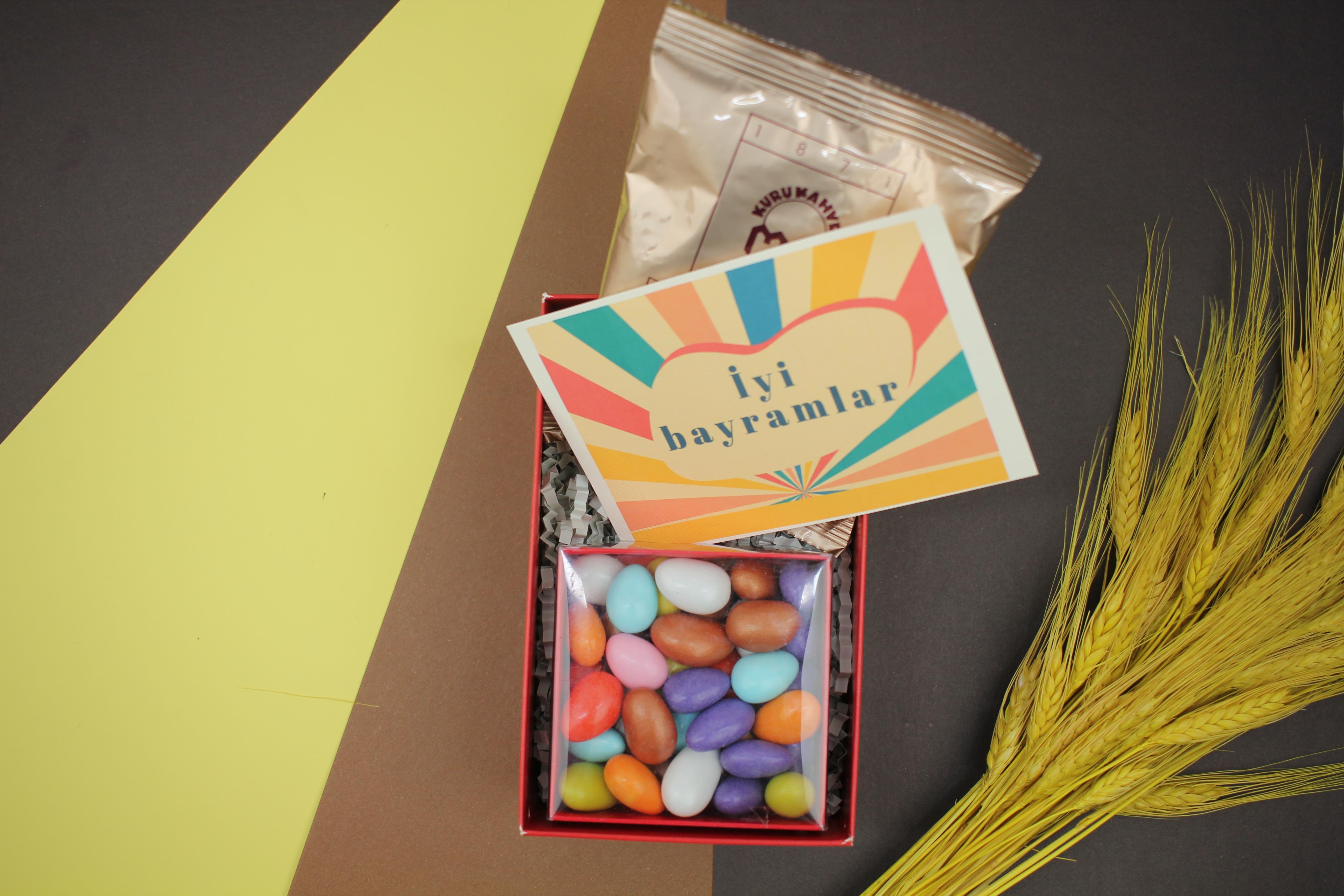 mini-colorful-bayram-hediye-kutusu-bc95bf.jpg