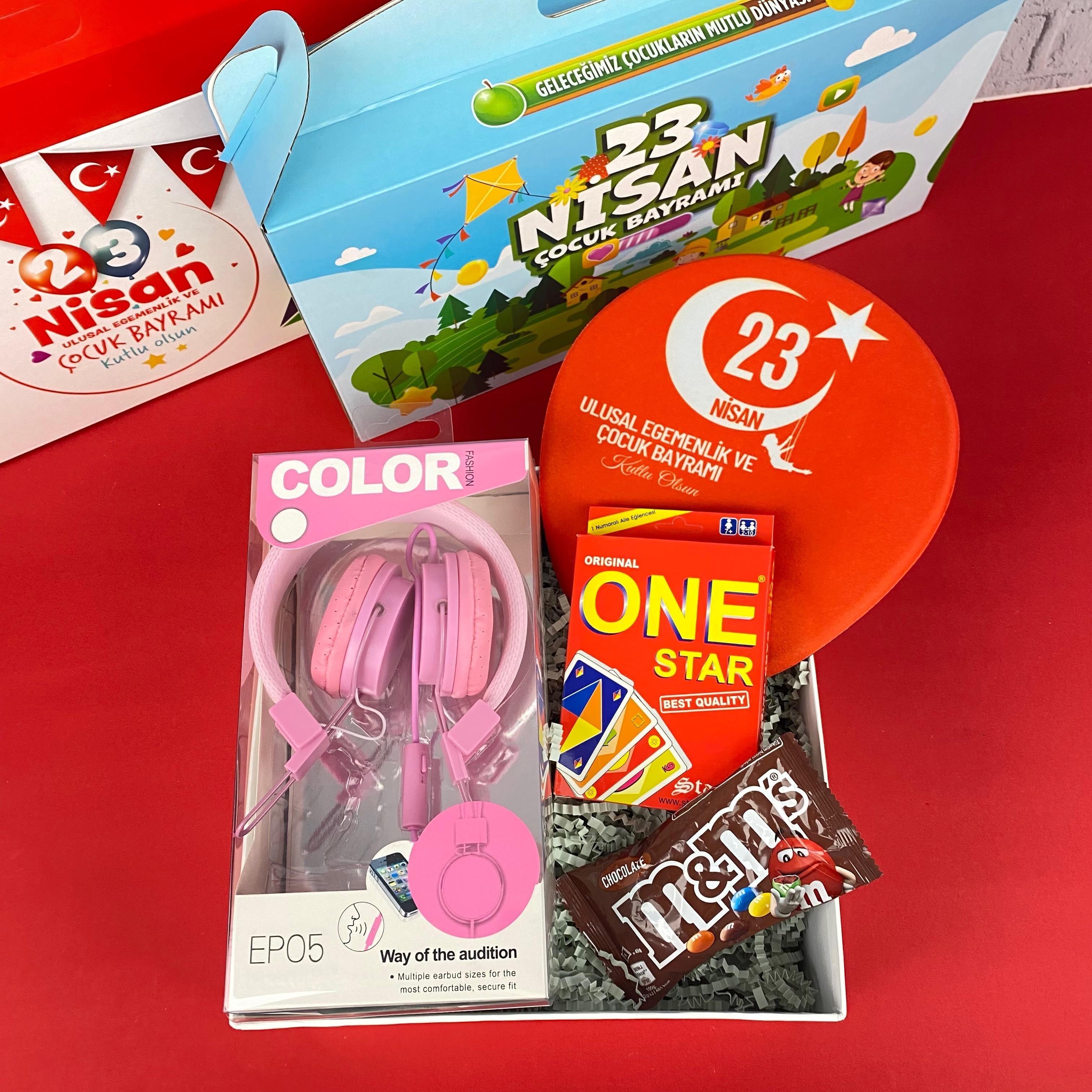 muzik-dinle-23-nisan-cocuk-hediye-kutu-249-97.jpg