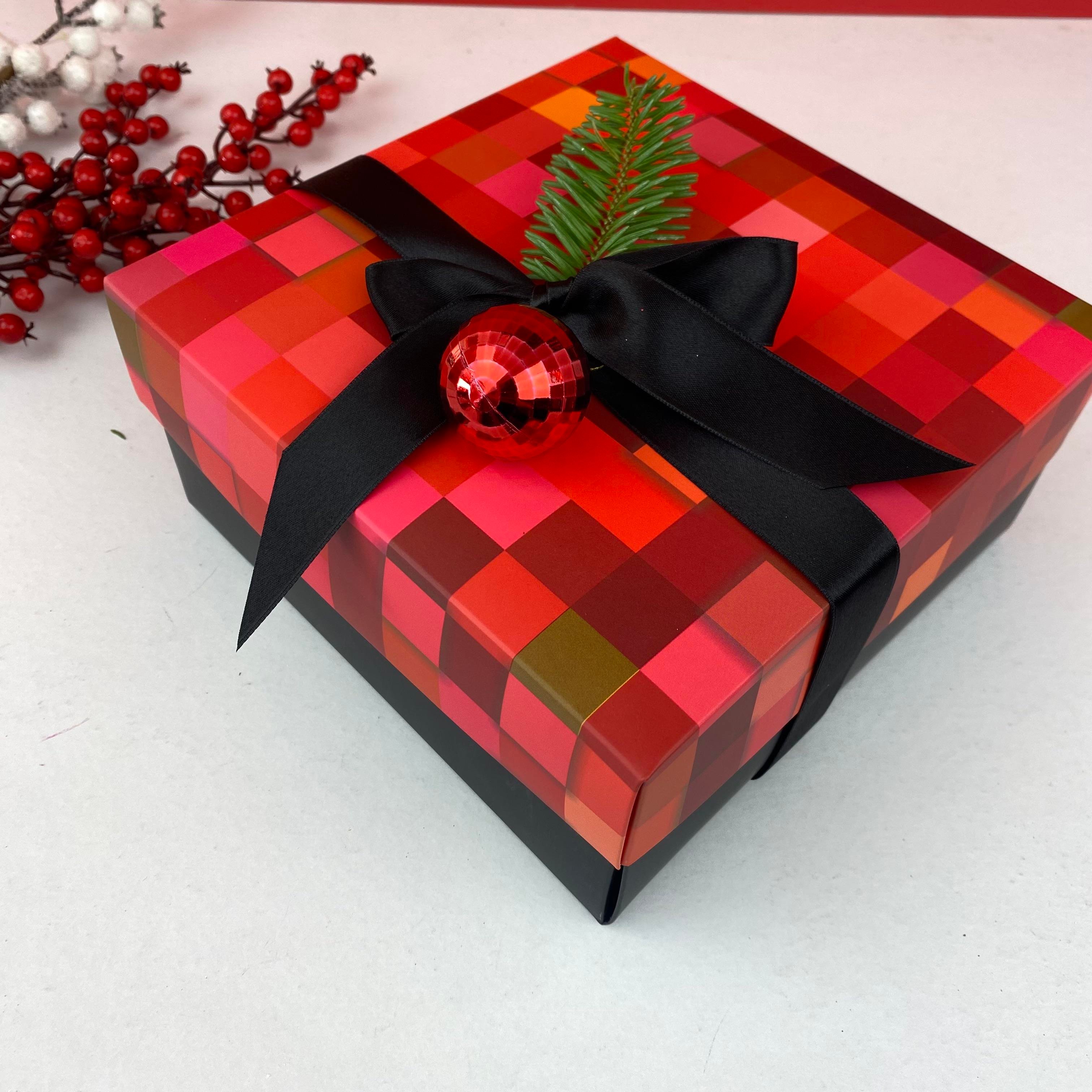 Neşeli olsun Yılbaşı Hediye Kutusu 