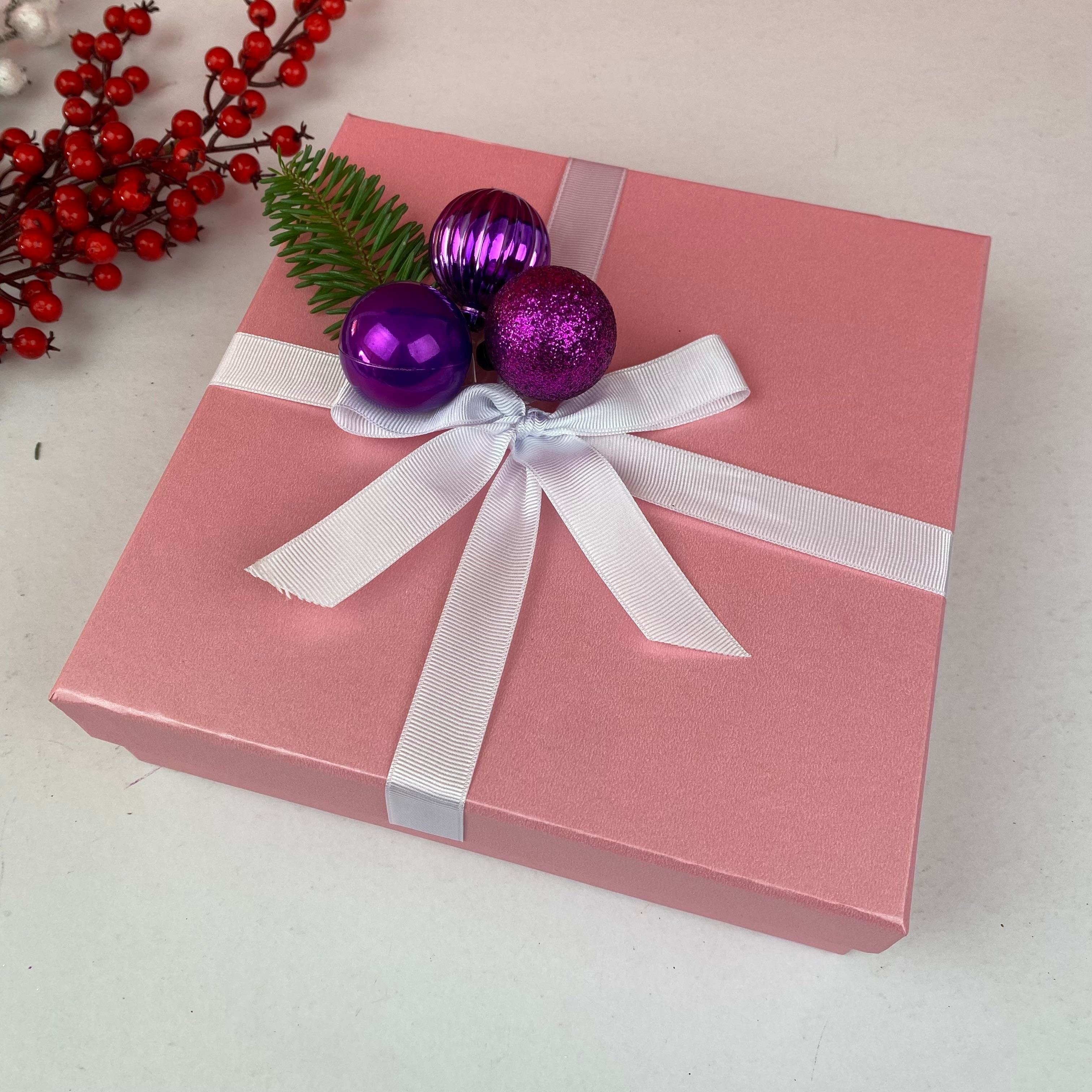 Pudra Renkli Joy Yılbaşı Hediye Kutusu