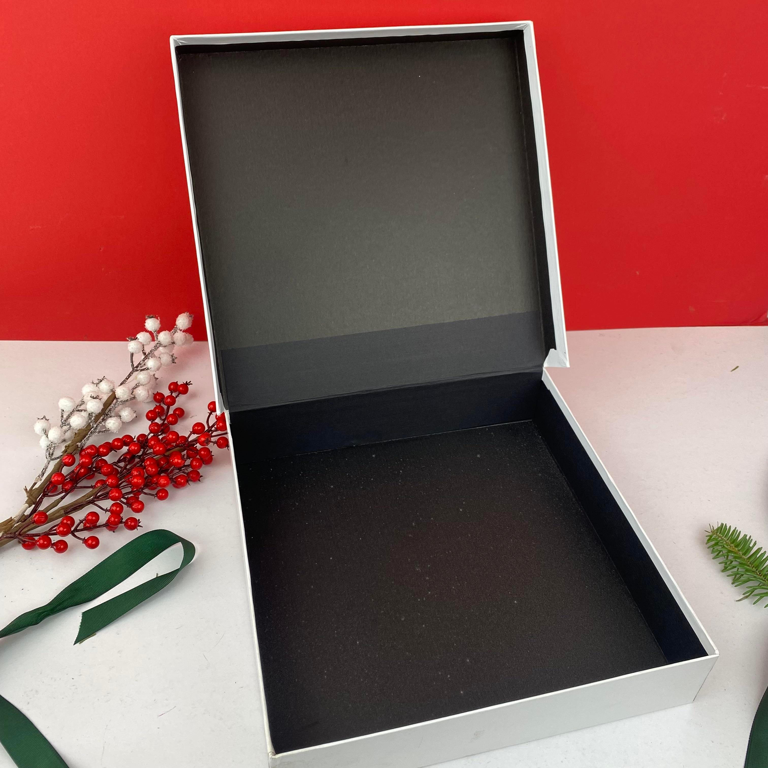 Purple years Beyaz Boş Yılbaşı Hediye Kutusu